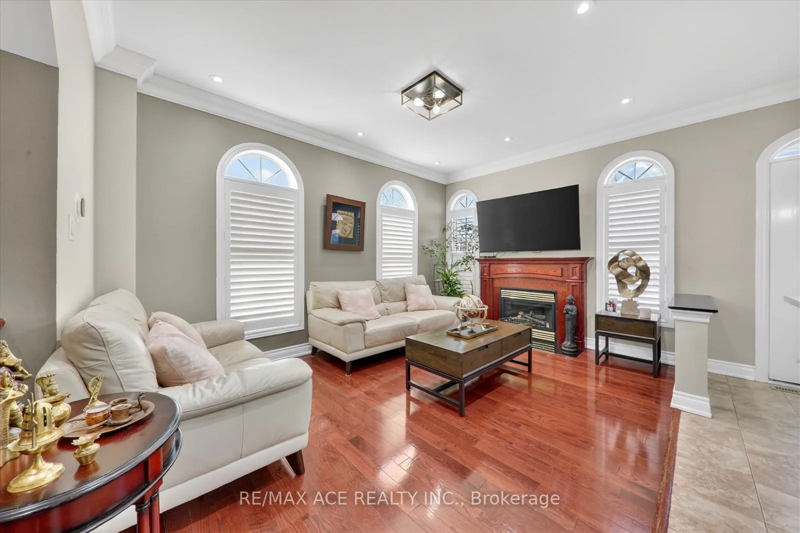 Photo 19 of Unit Main, 12 Smoothwater Terrace, Markham, Box Grove — HOMEH