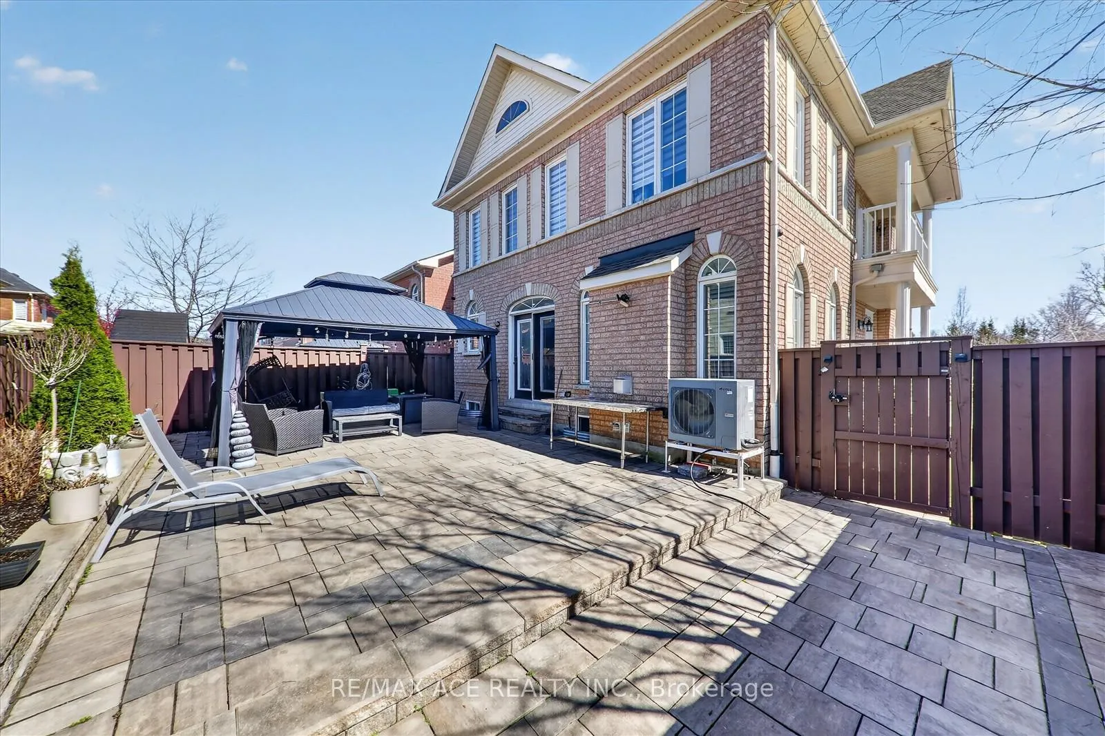 Photo 39 of Unit Main, 12 Smoothwater Terrace, Markham, Box Grove — HOMEH