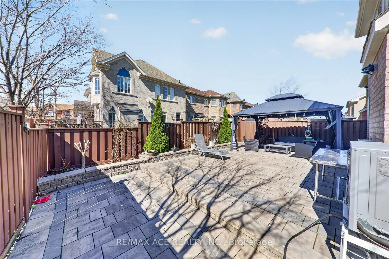 Photo 40 of Unit Main, 12 Smoothwater Terrace, Markham, Box Grove — HOMEH