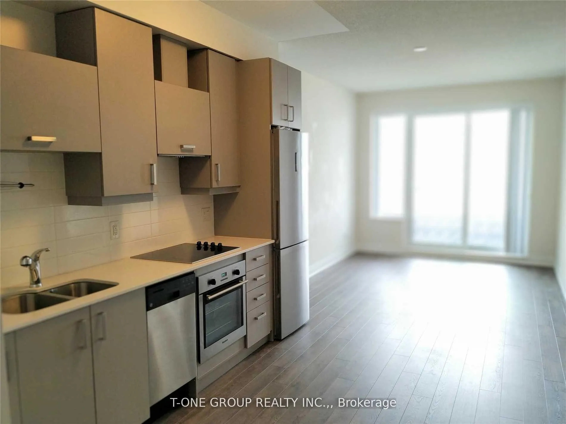 Photo 4 of Unit 723, 28 Uptown Drive, Markham, Unionville — HOMEH