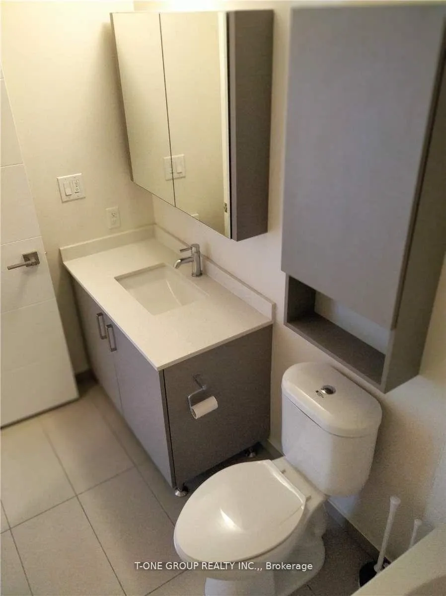 Photo 6 of Unit 723, 28 Uptown Drive, Markham, Unionville — HOMEH