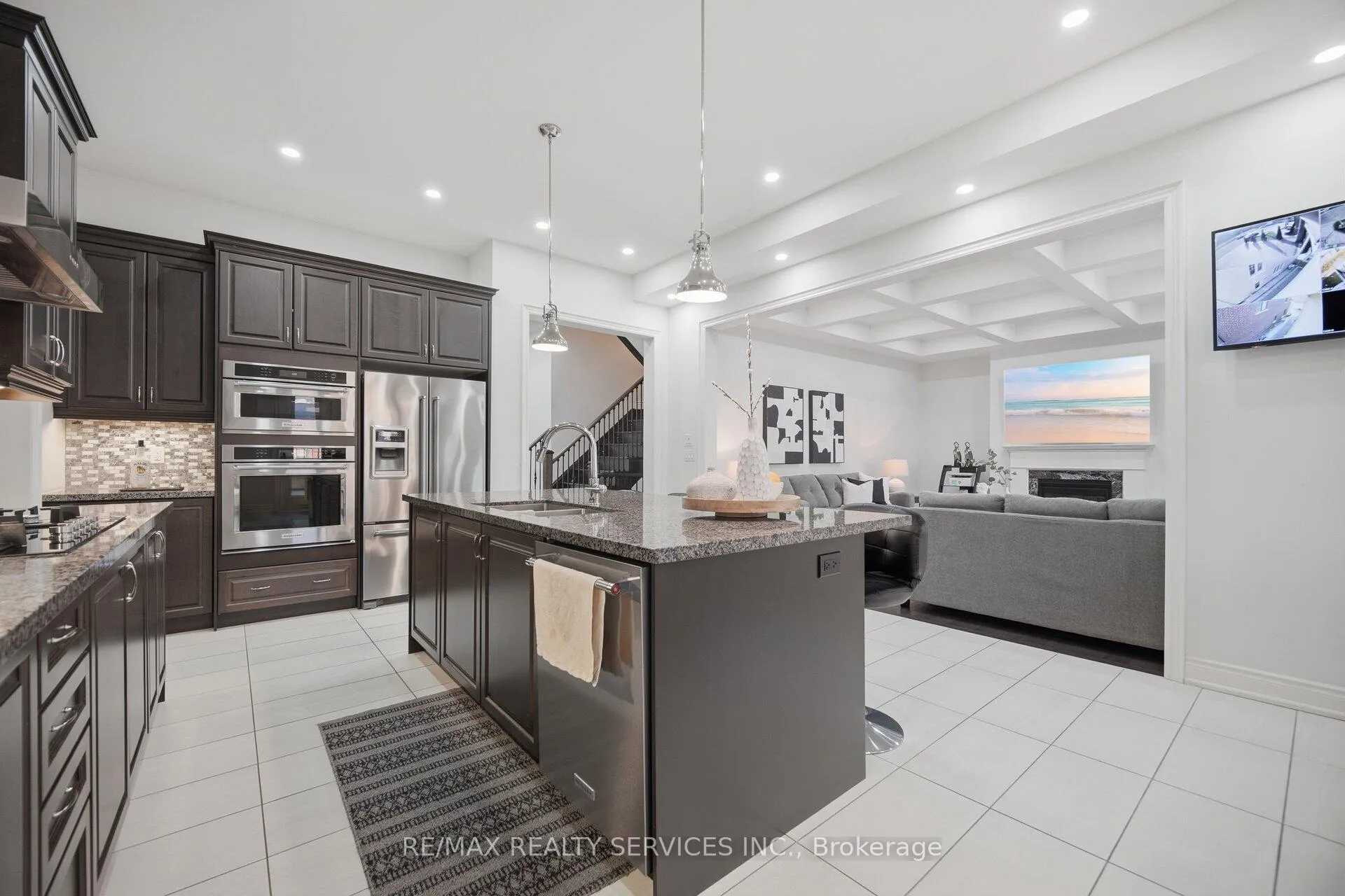 Photo 13 of 67 Degrey Drive, Brampton, Bram East — HOMEH
