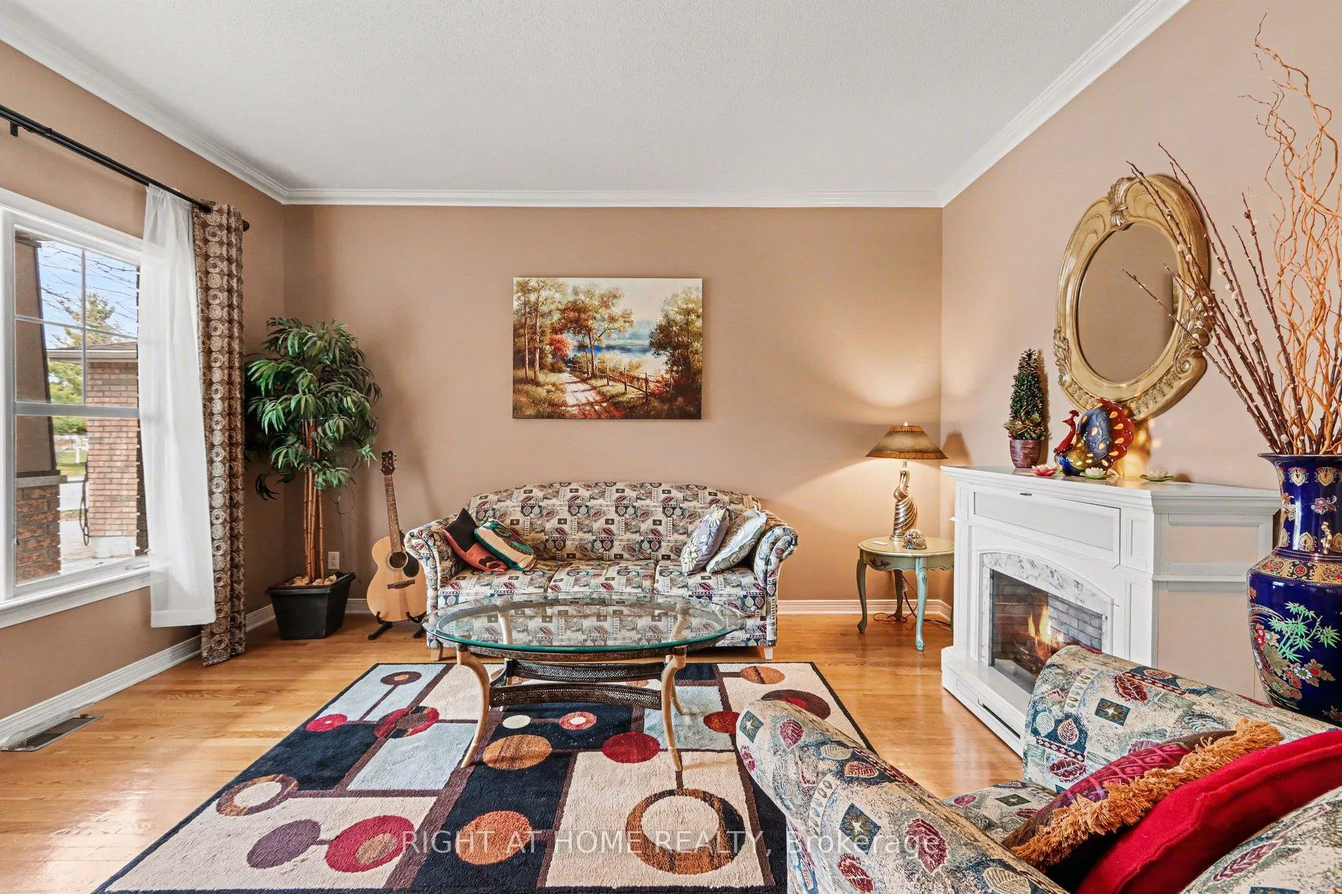 Photo 10 of 257 Stoneway Drive, Ottawa, Barrhaven East — HOMEH