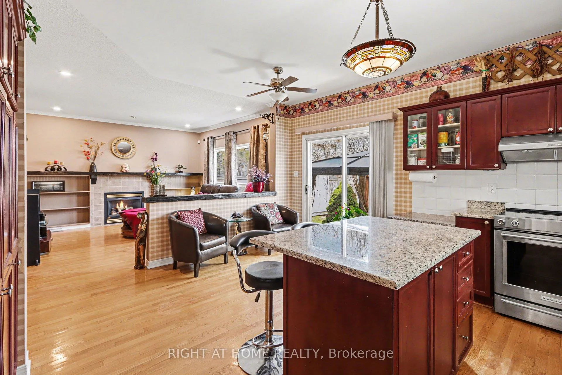 Photo 17 of 257 Stoneway Drive, Ottawa, Barrhaven East — HOMEH