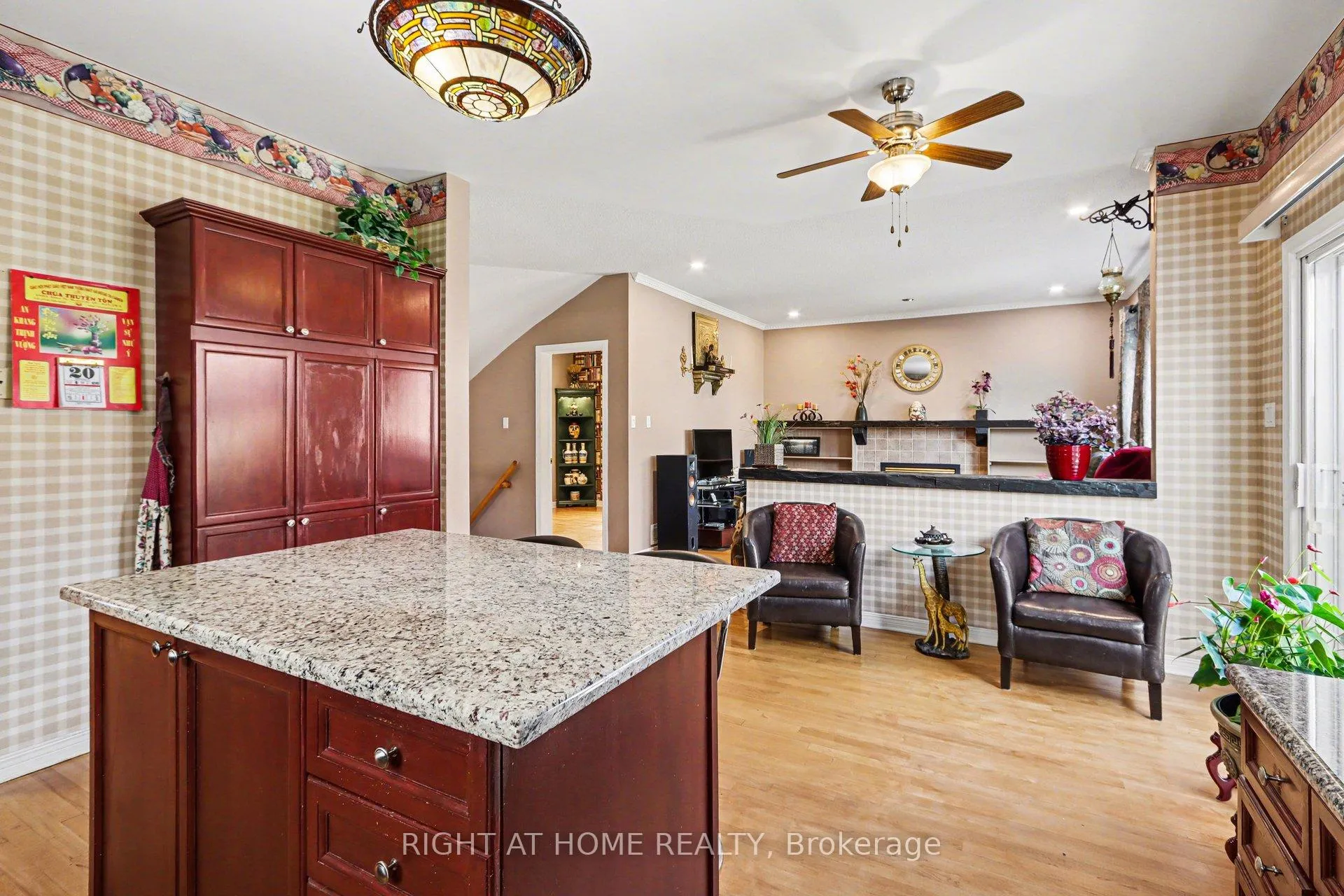 Photo 18 of 257 Stoneway Drive, Ottawa, Barrhaven East — HOMEH
