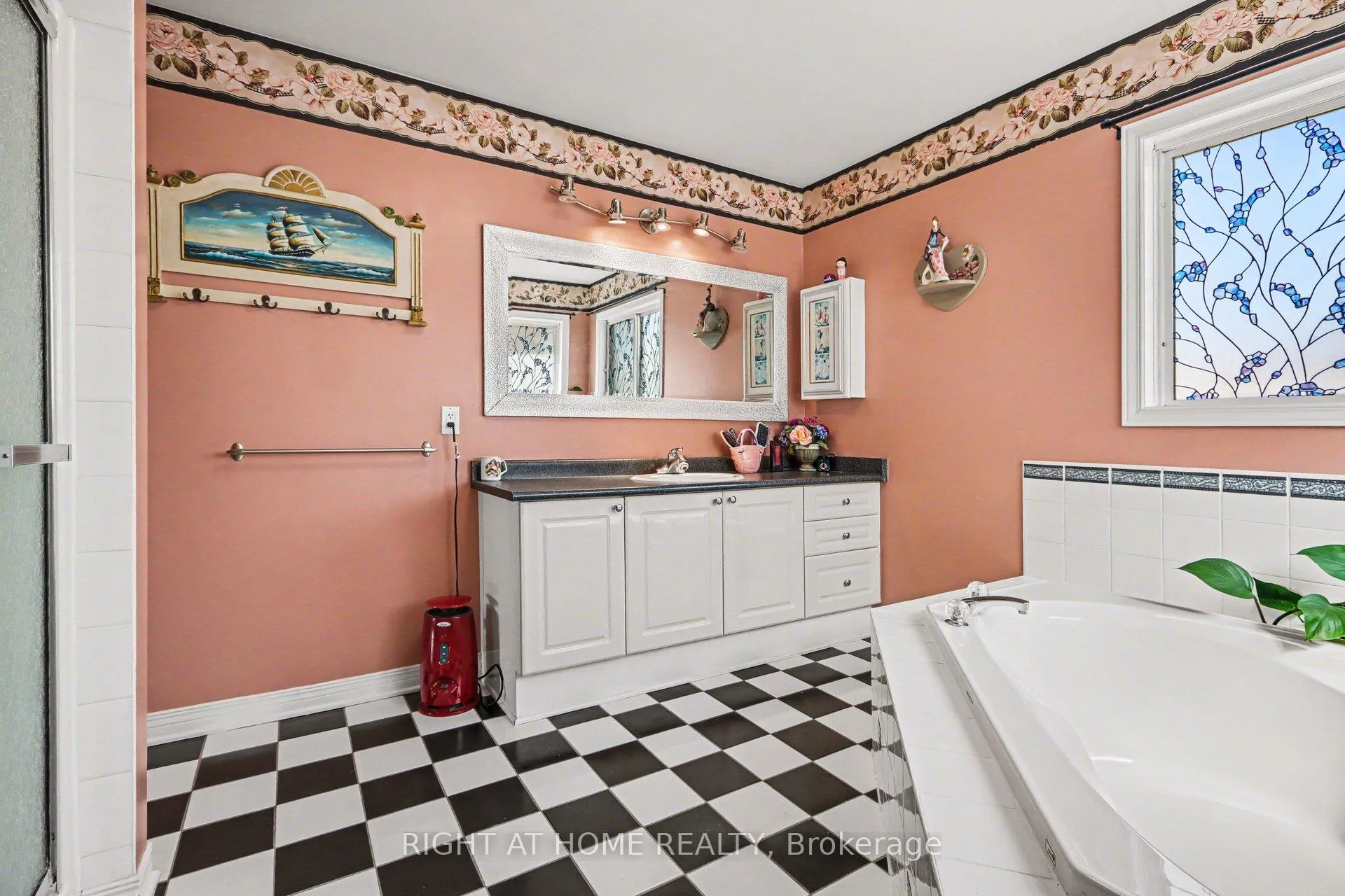 Photo 31 of 257 Stoneway Drive, Ottawa, Barrhaven East — HOMEH