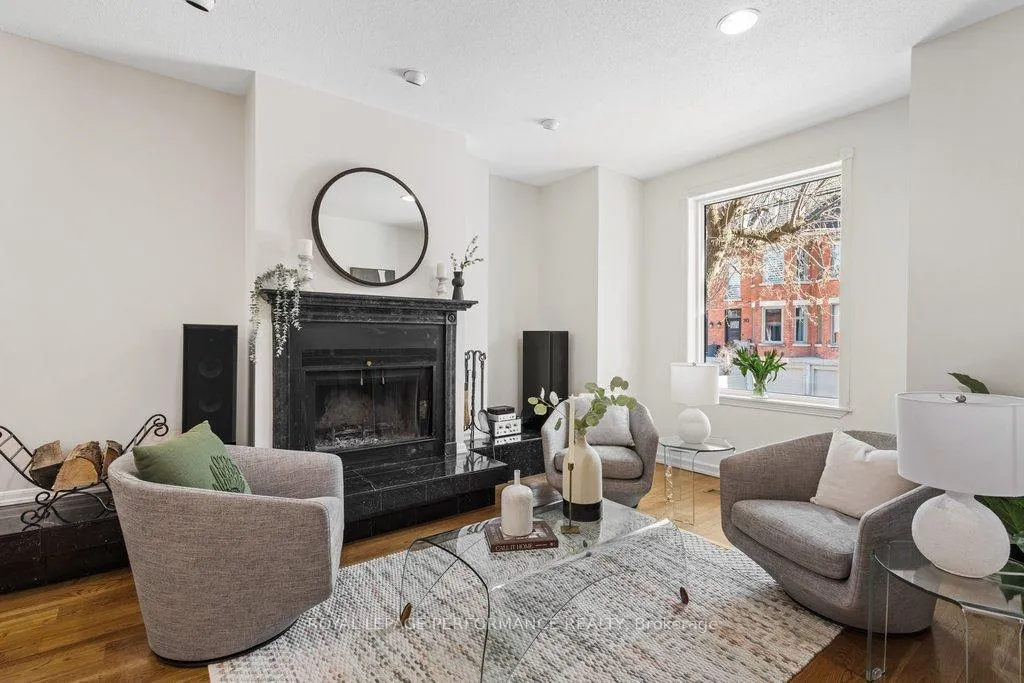 Photo 12 of 35 Waverley Street, Ottawa, Ottawa Centre/Golden Triangle — HOMEH