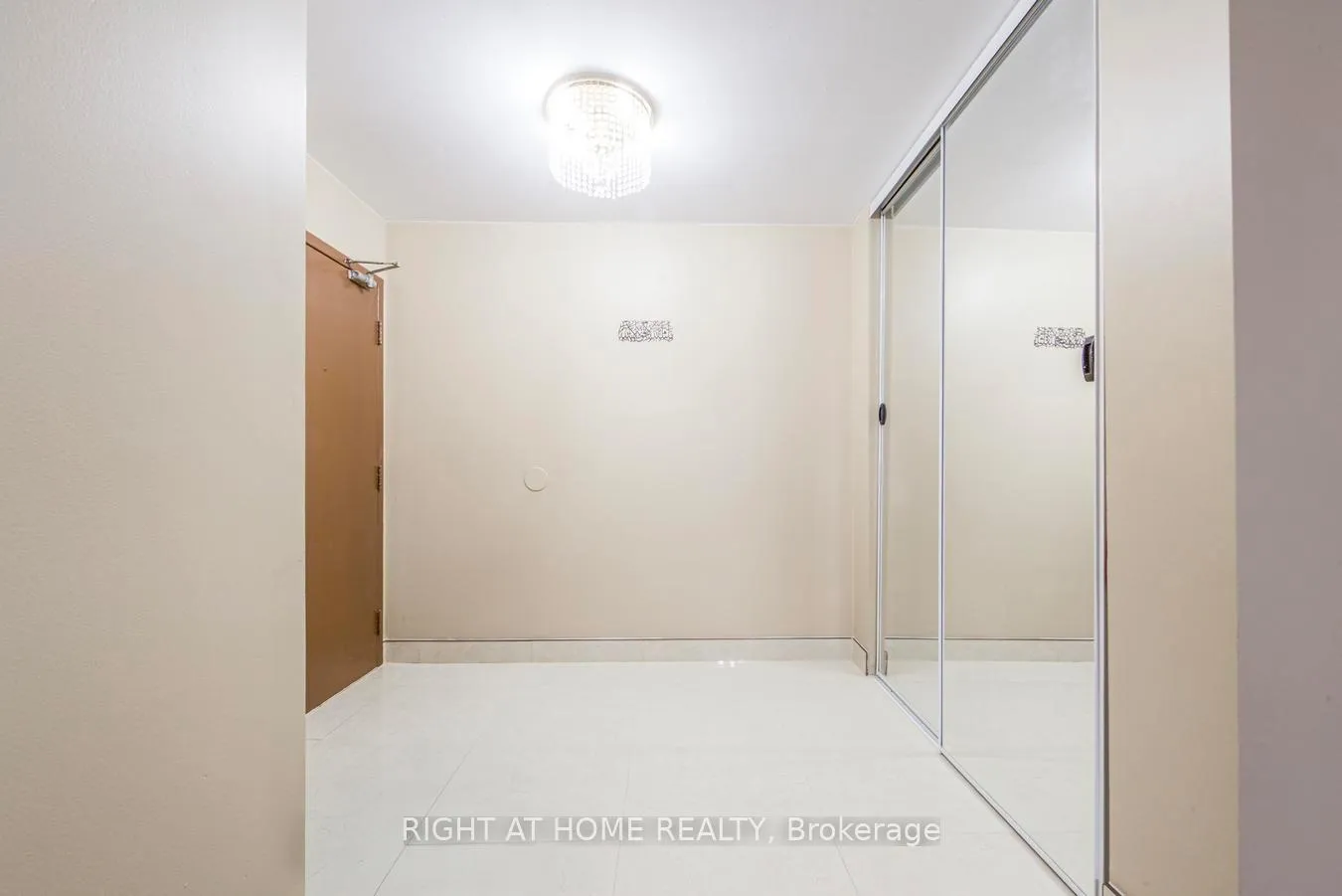 Photo 6 of Unit 204, 15 Sewells Road, Scarborough, Malvern — HOMEH