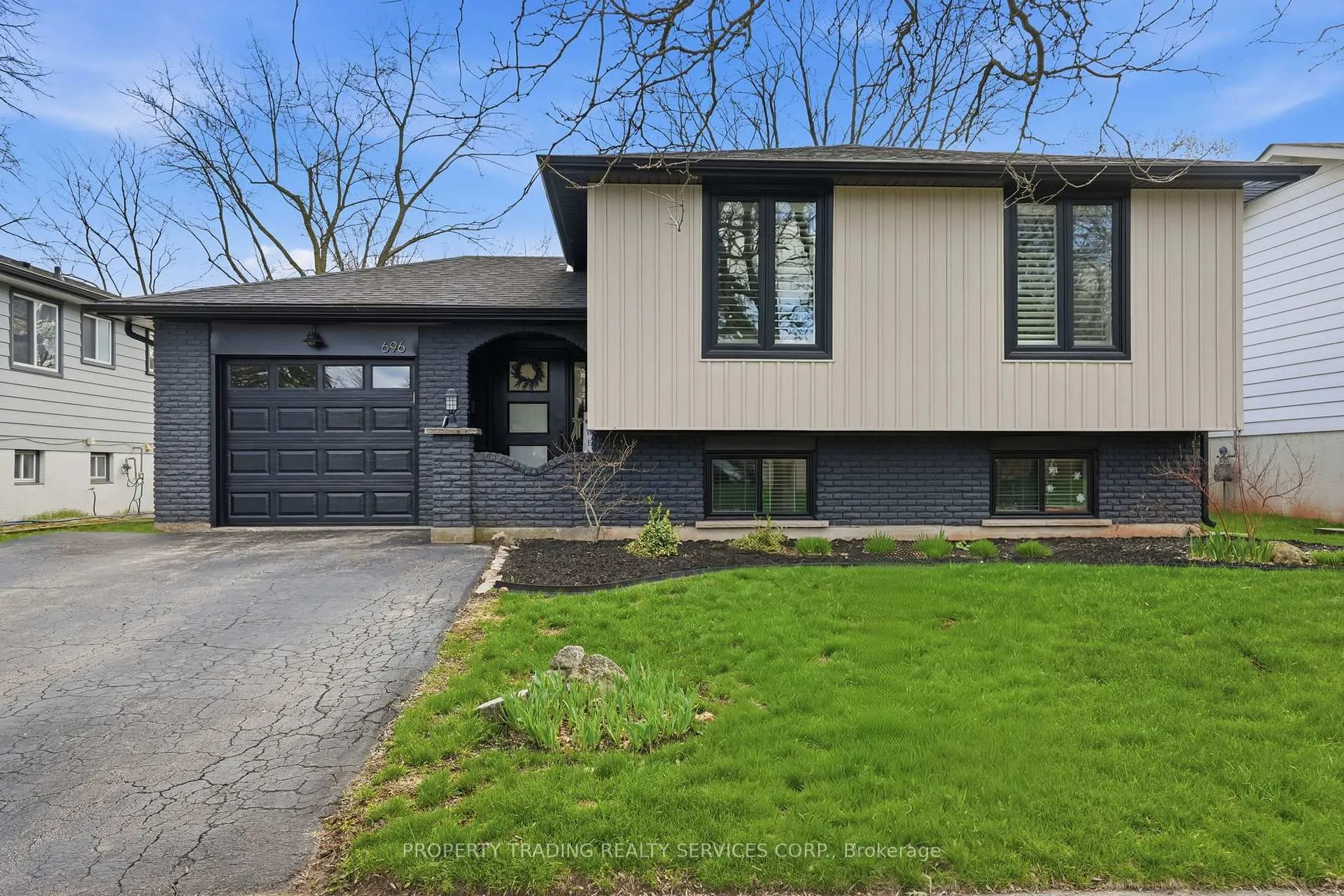 Photo 1 of 696 Francis Road, Burlington, LaSalle — HOMEH