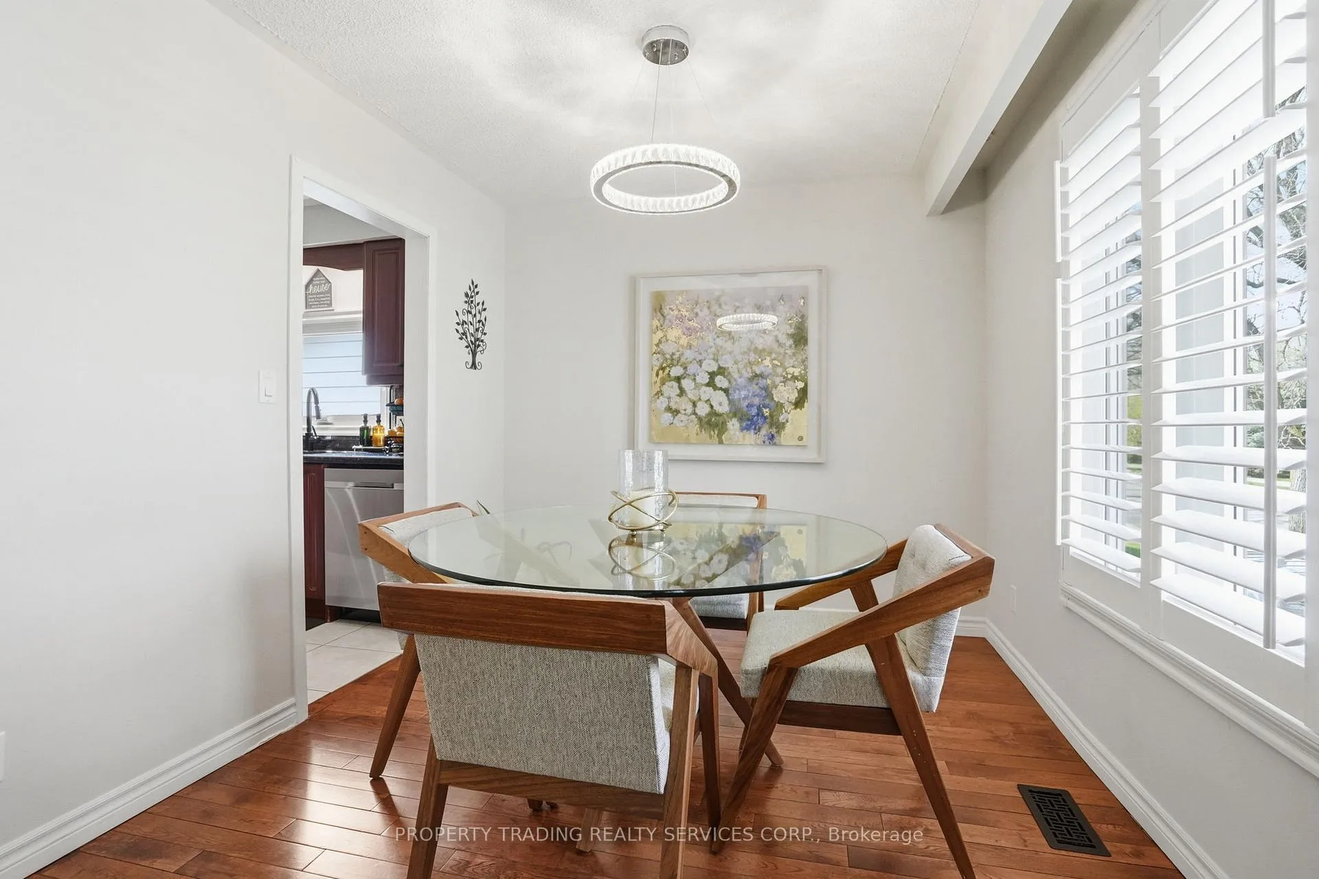 Photo 12 of 696 Francis Road, Burlington, LaSalle — HOMEH