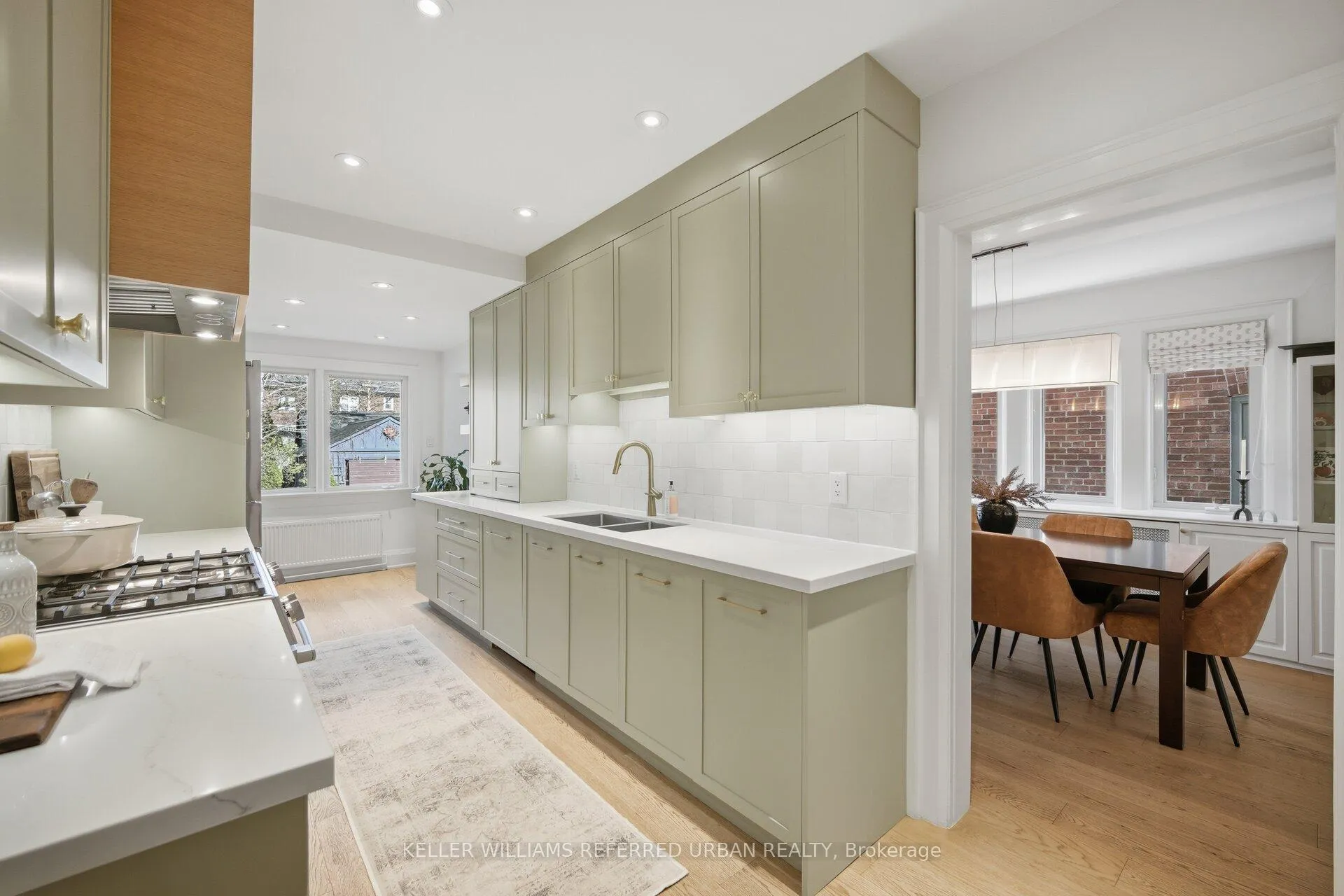 Photo 11 of 29 Thurston Road, Toronto, Mount Pleasant East — HOMEH