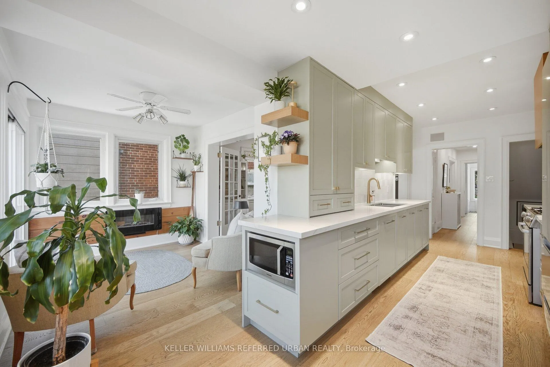 Photo 13 of 29 Thurston Road, Toronto, Mount Pleasant East — HOMEH