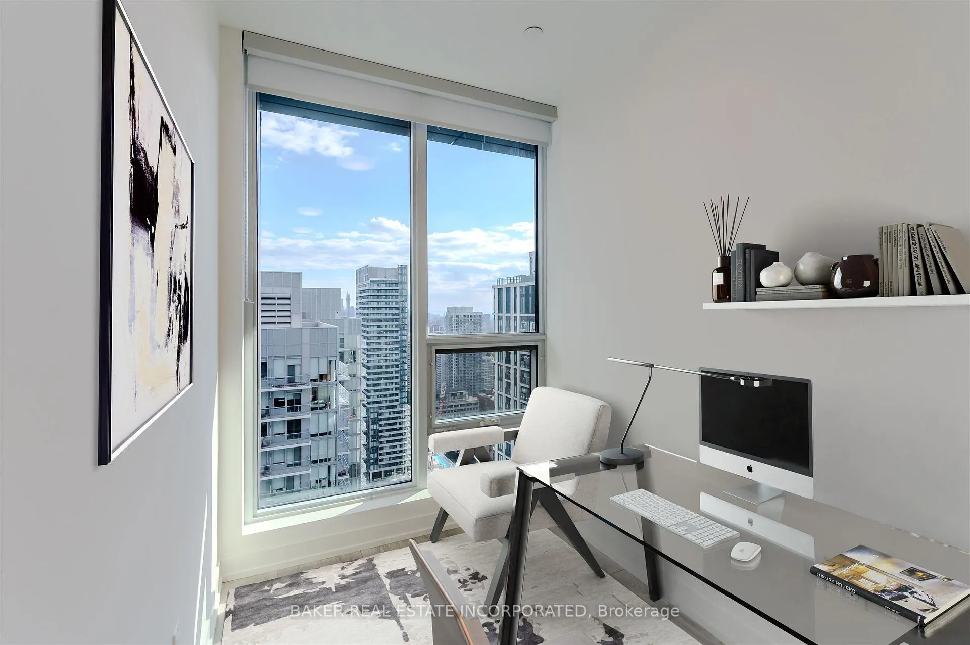 Photo 6 of Unit 3902, 223 Redpath Avenue, Toronto, Mount Pleasant West — HOMEH