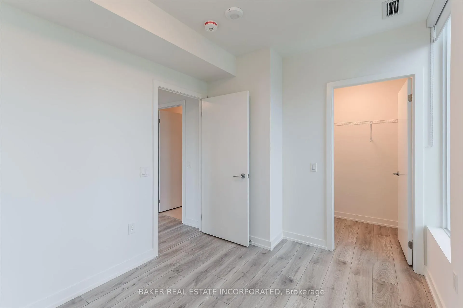 Photo 9 of Unit 3902, 223 Redpath Avenue, Toronto, Mount Pleasant West — HOMEH