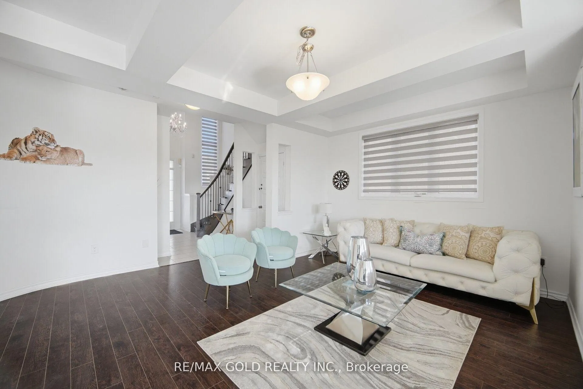 Photo 3 of 38 Leadenhall Road, Brampton, Northwest Brampton — HOMEH