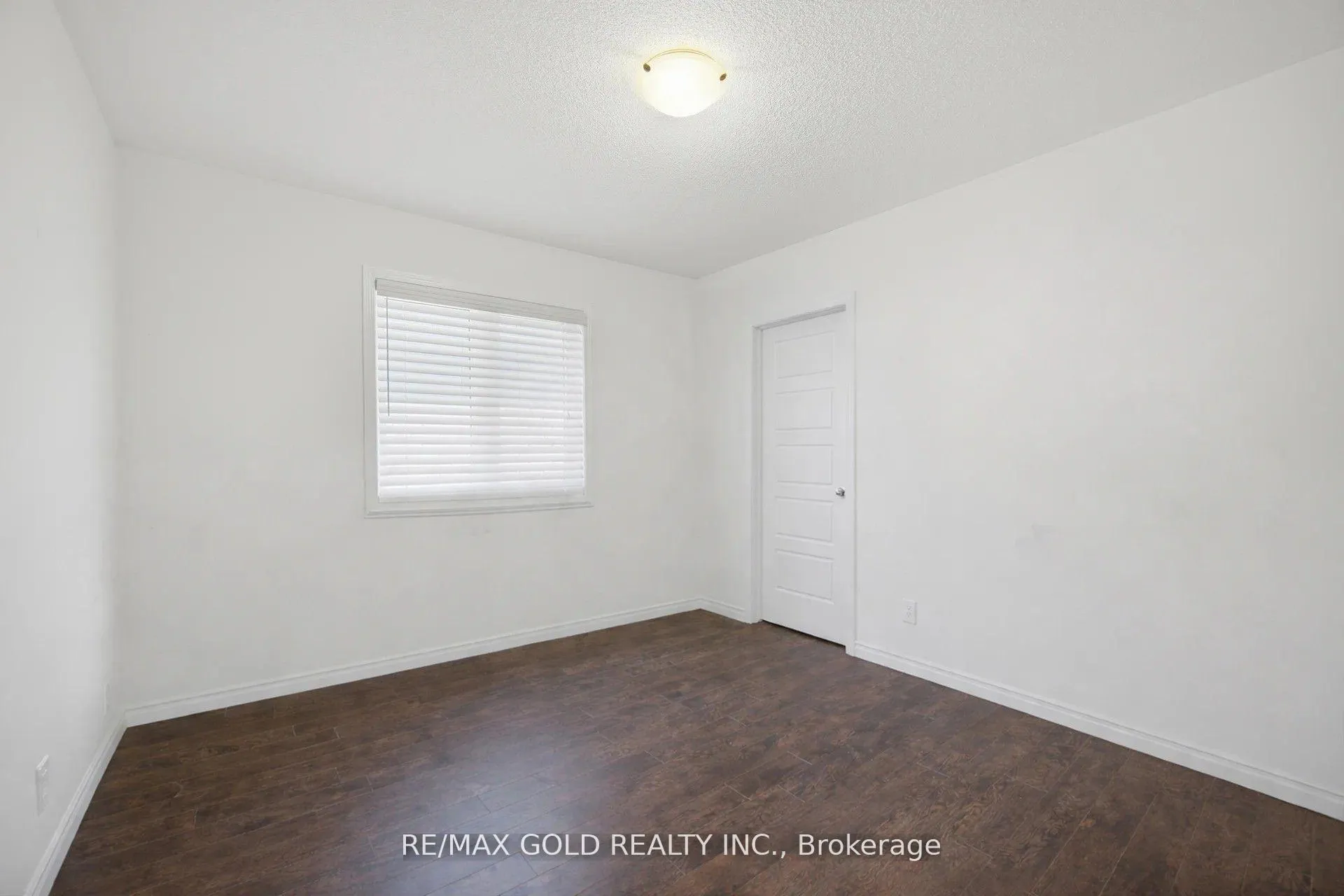 Photo 18 of 38 Leadenhall Road, Brampton, Northwest Brampton — HOMEH