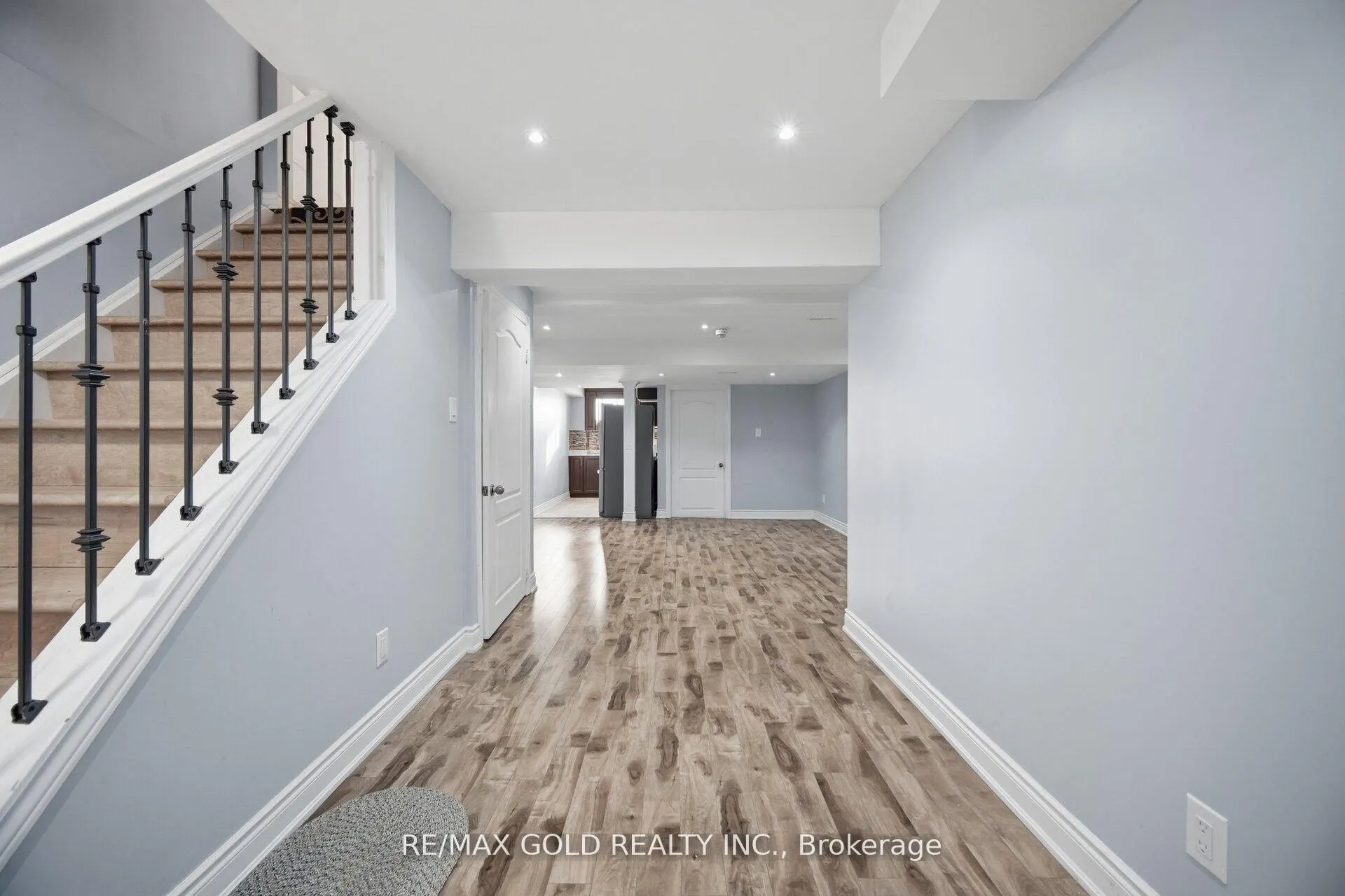 Photo 19 of 38 Leadenhall Road, Brampton, Northwest Brampton — HOMEH