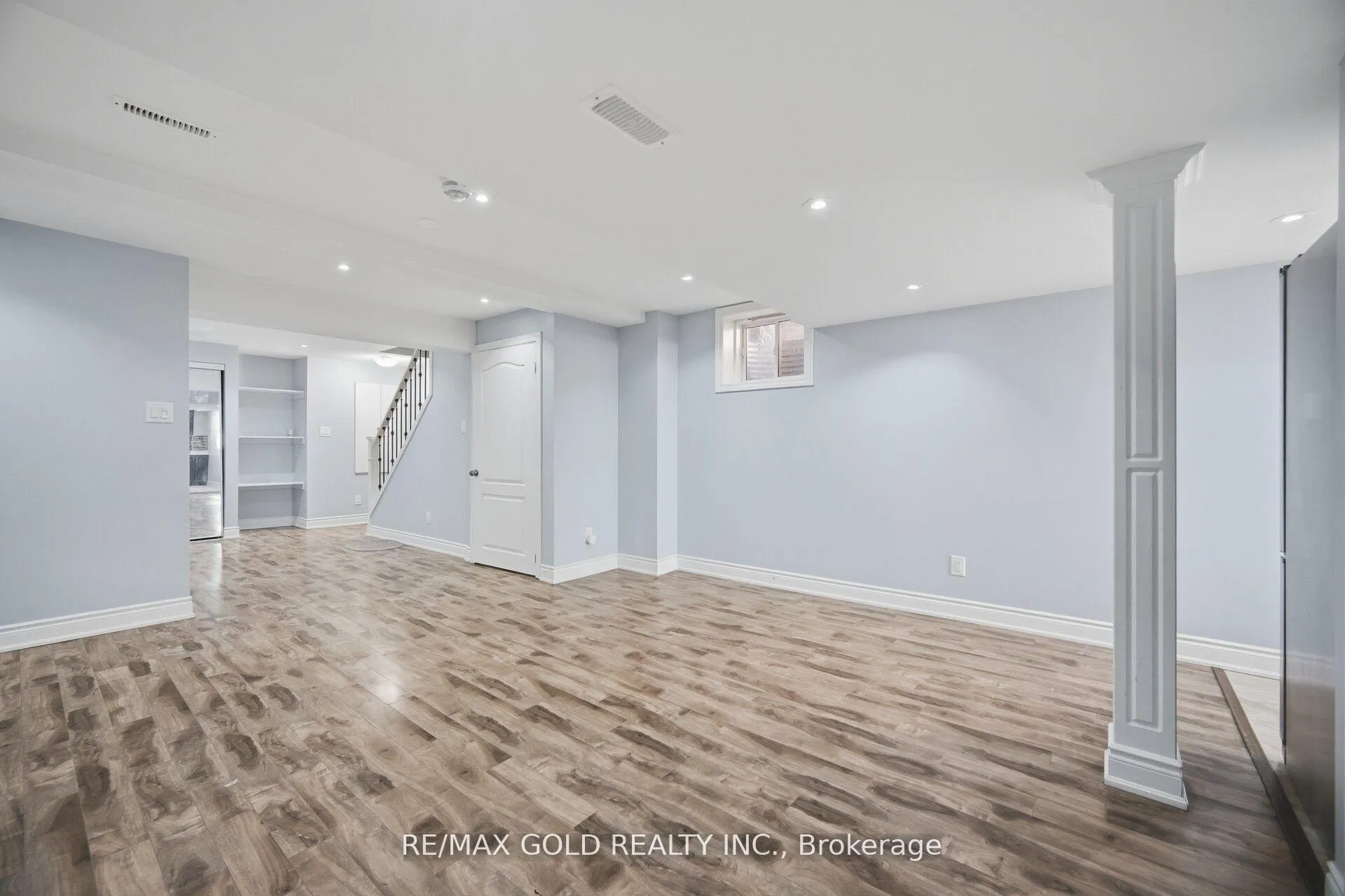 Photo 20 of 38 Leadenhall Road, Brampton, Northwest Brampton — HOMEH