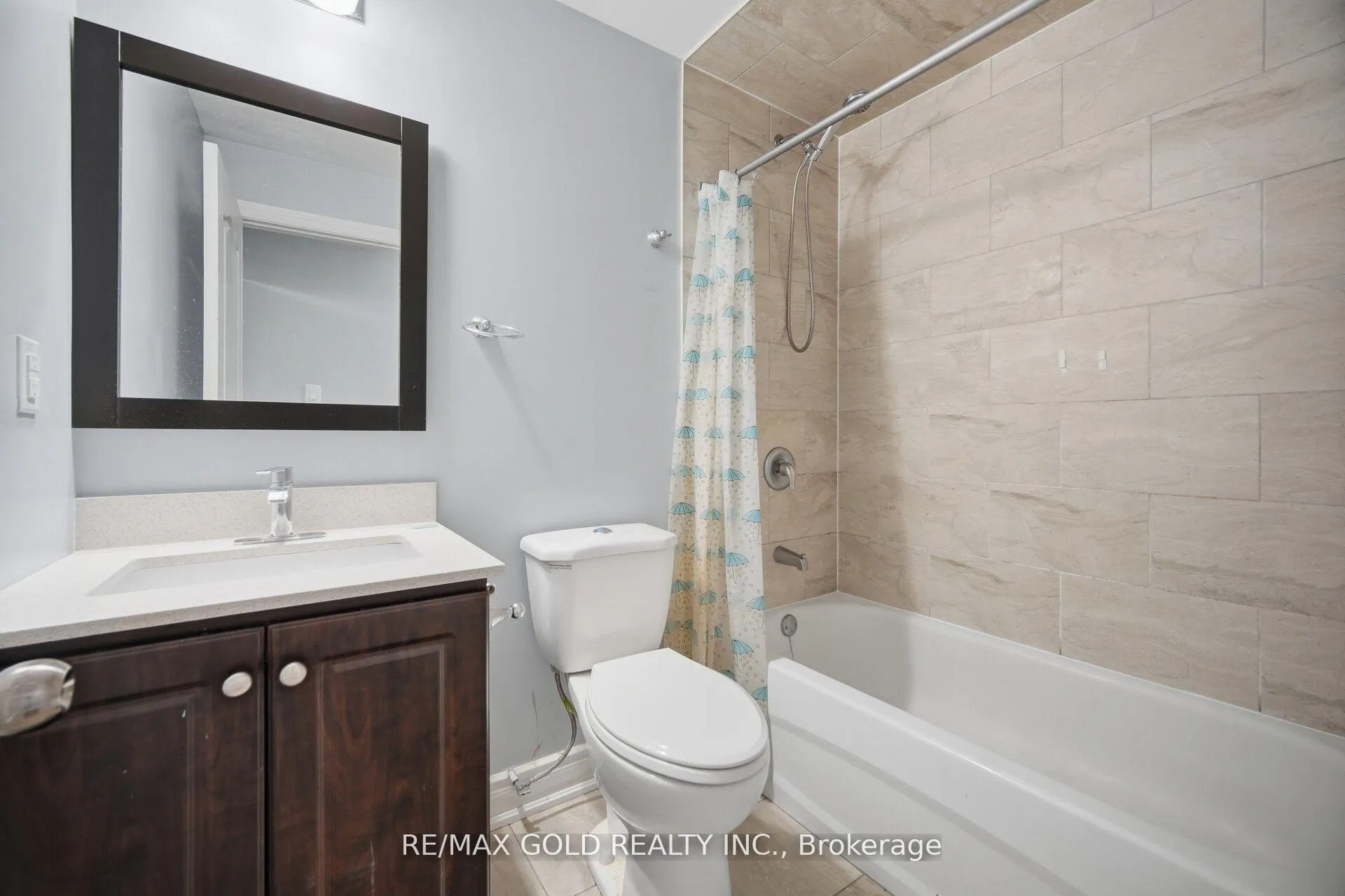 Photo 25 of 38 Leadenhall Road, Brampton, Northwest Brampton — HOMEH