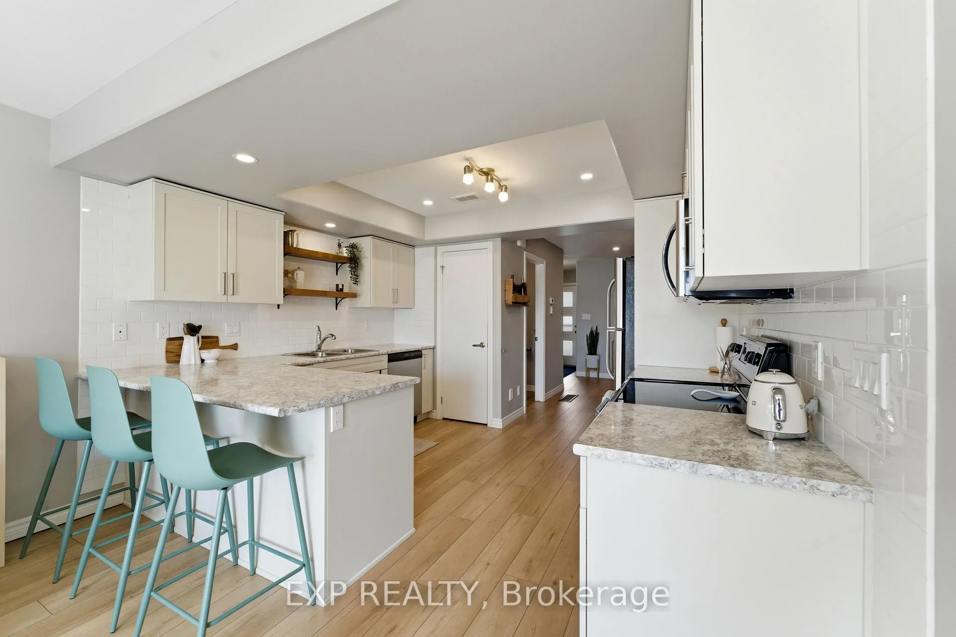 Photo 14 of 39 Ridgeway Place, Belleville, Belleville Ward — HOMEH