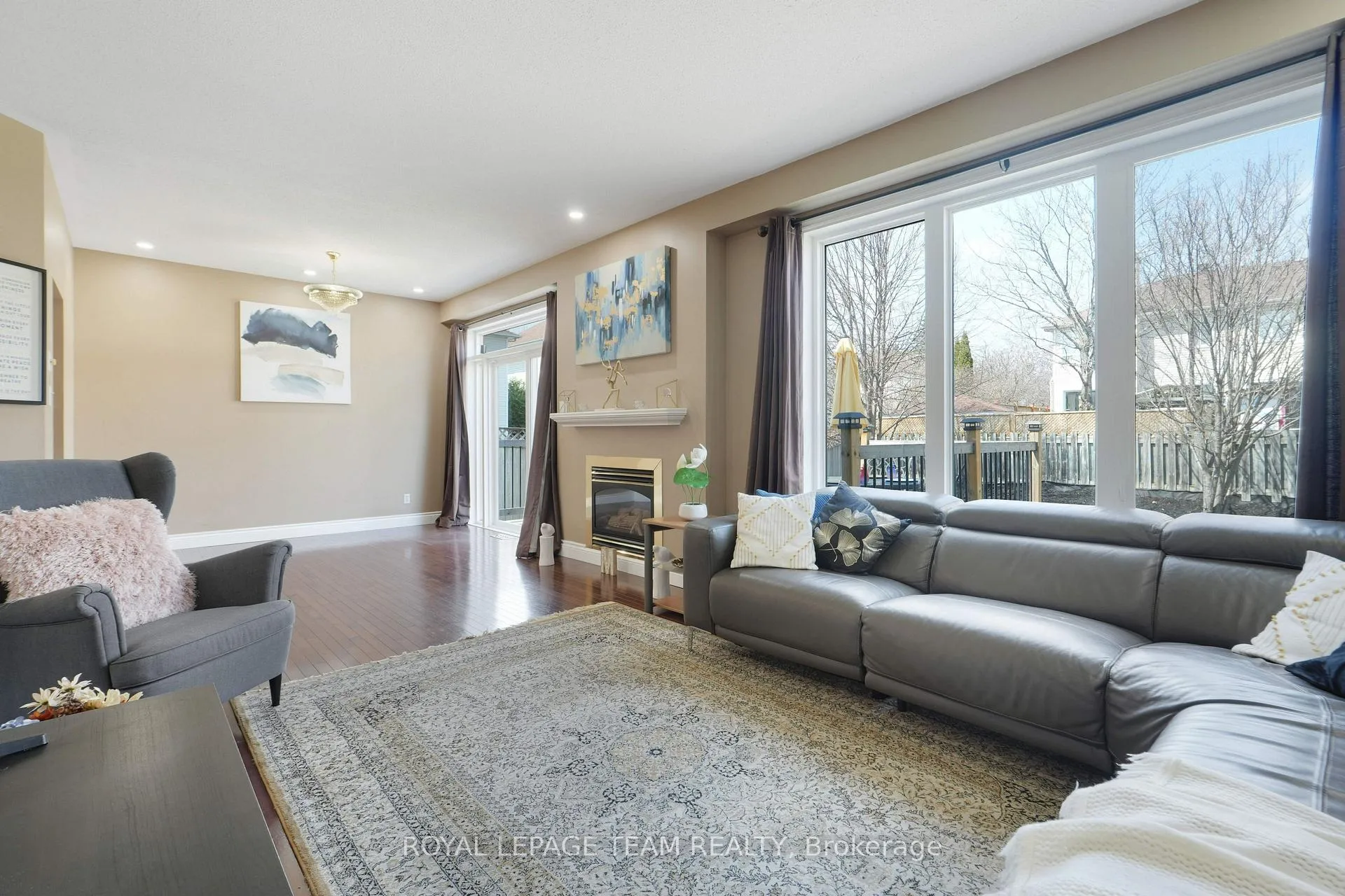 Photo 19 of 29 Apple Creek Crescent, Ottawa, Kanata - Emerald Meadows/Trailwest — HOMEH