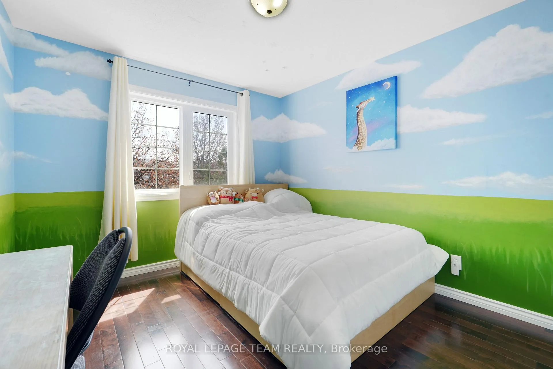 Photo 26 of 29 Apple Creek Crescent, Ottawa, Kanata - Emerald Meadows/Trailwest — HOMEH
