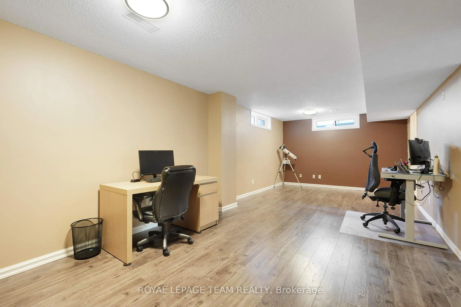 Photo 32 of 29 Apple Creek Crescent, Ottawa, Kanata - Emerald Meadows/Trailwest — HOMEH
