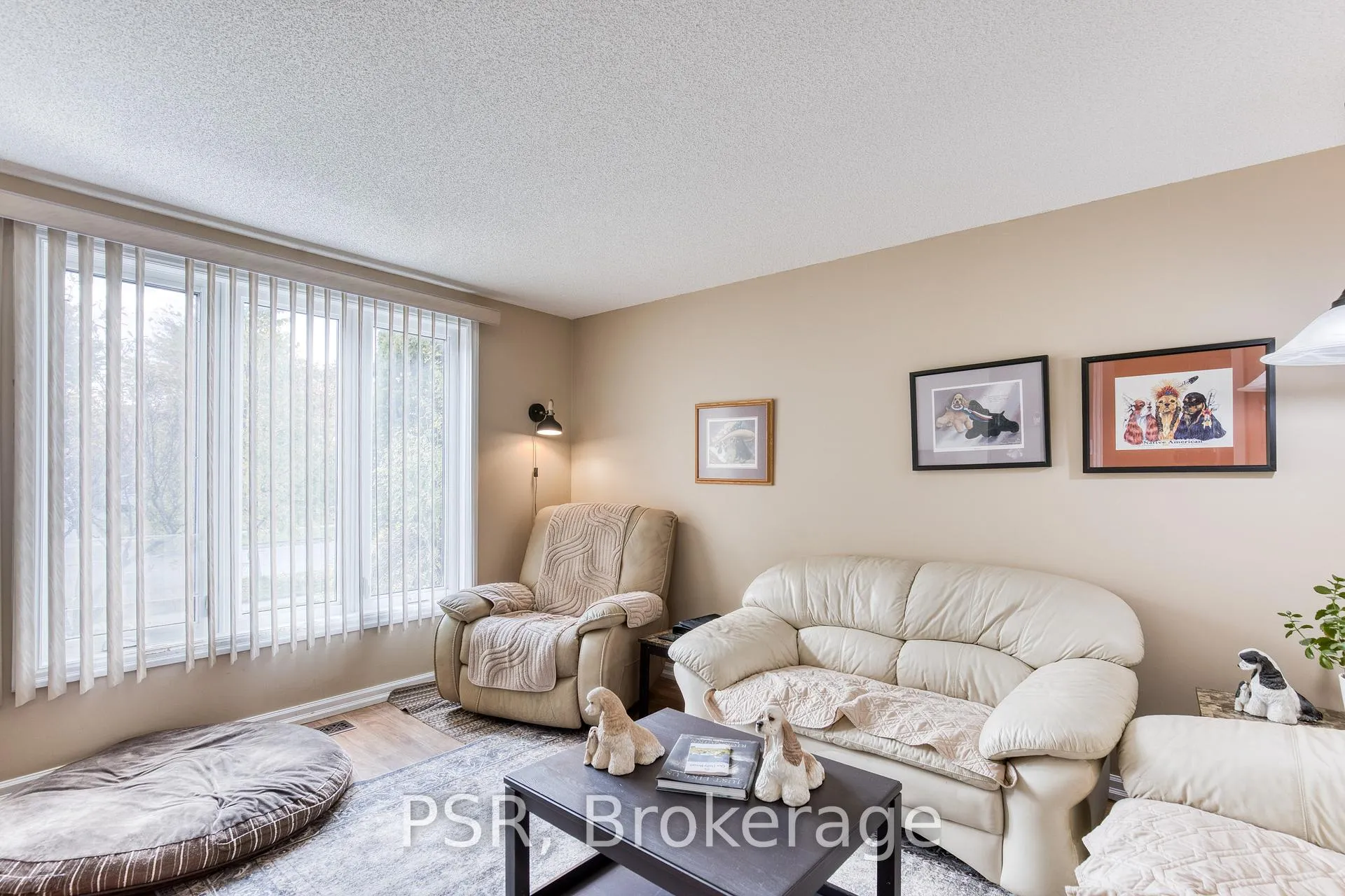 Photo 3 of 36 Benesfort Drive, Kitchener — HOMEH