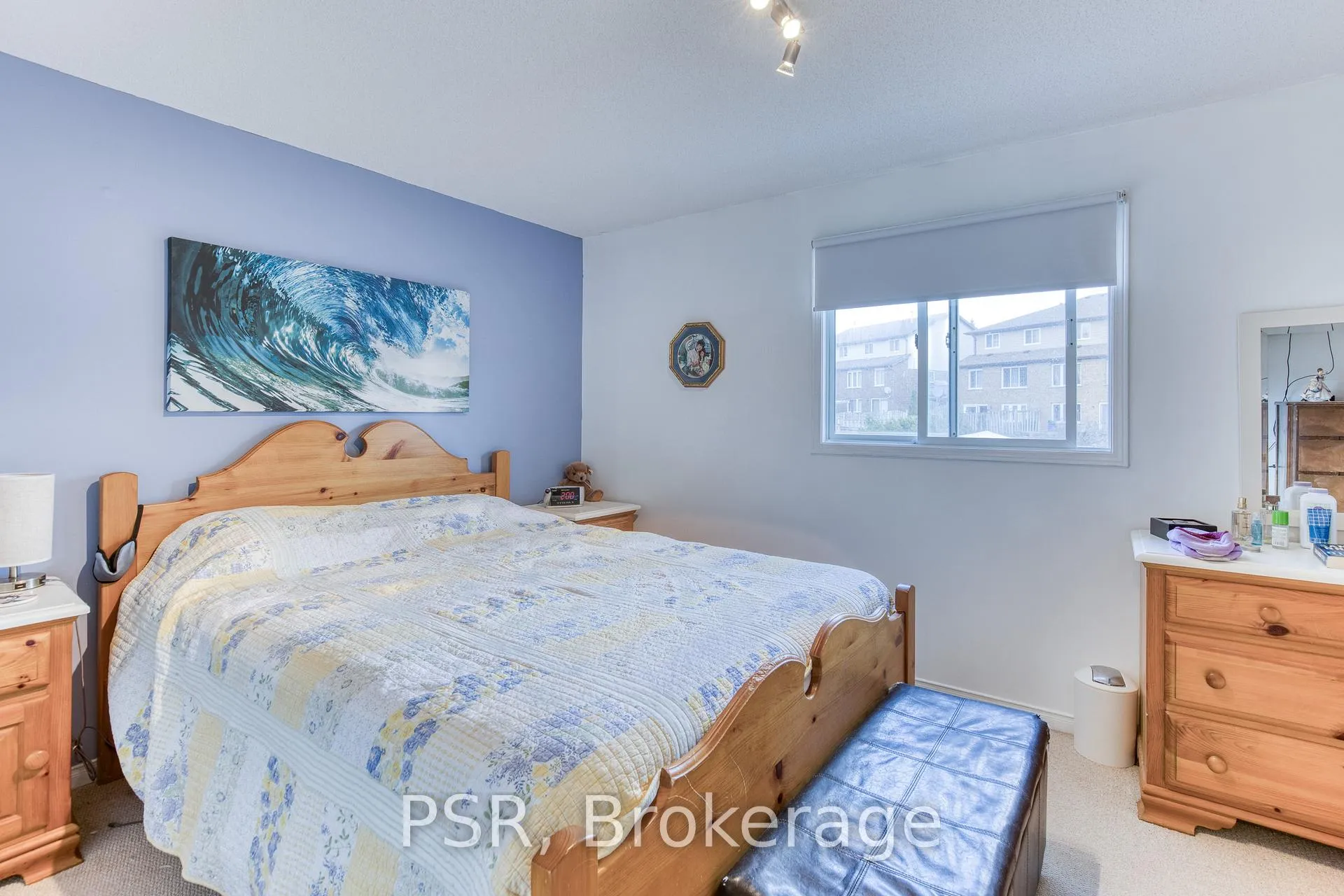 Photo 14 of 36 Benesfort Drive, Kitchener — HOMEH