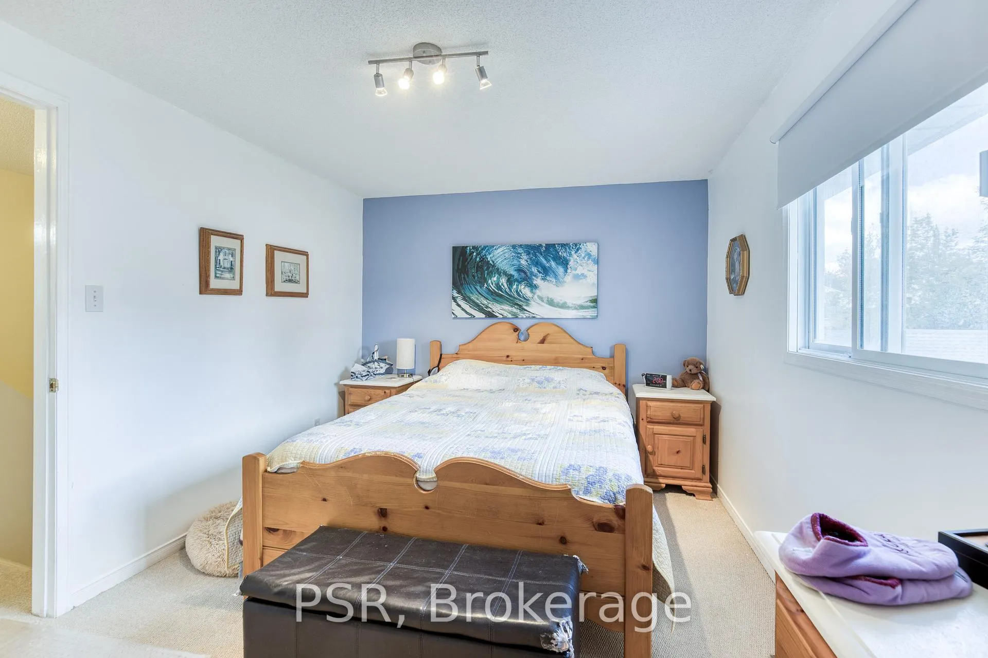 Photo 15 of 36 Benesfort Drive, Kitchener — HOMEH