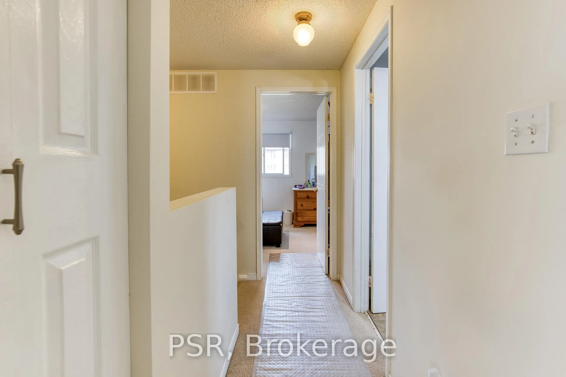 Photo 19 of 36 Benesfort Drive, Kitchener — HOMEH