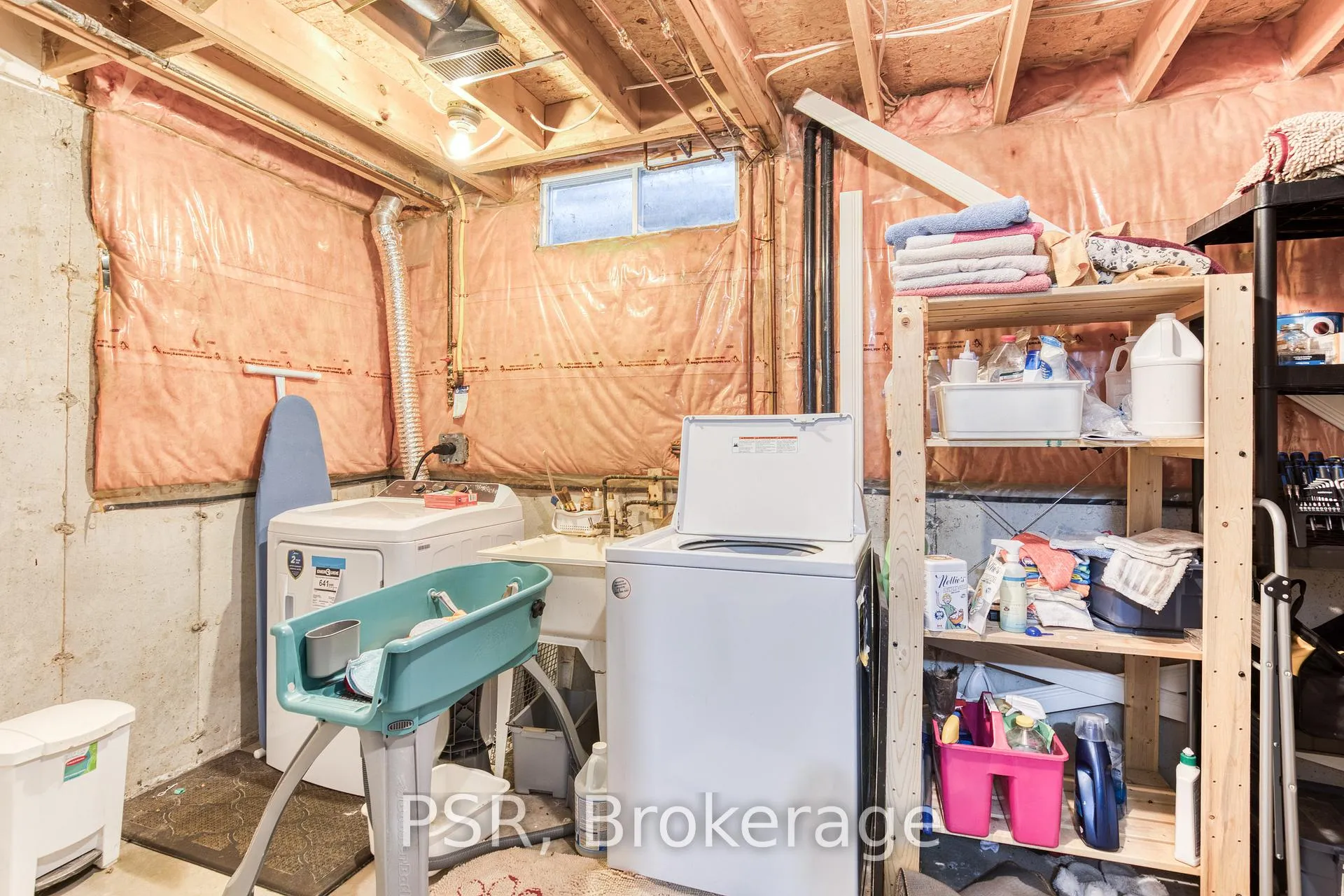 Photo 25 of 36 Benesfort Drive, Kitchener — HOMEH
