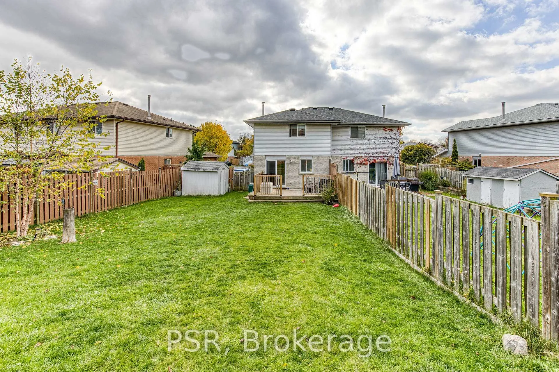 Photo 29 of 36 Benesfort Drive, Kitchener — HOMEH