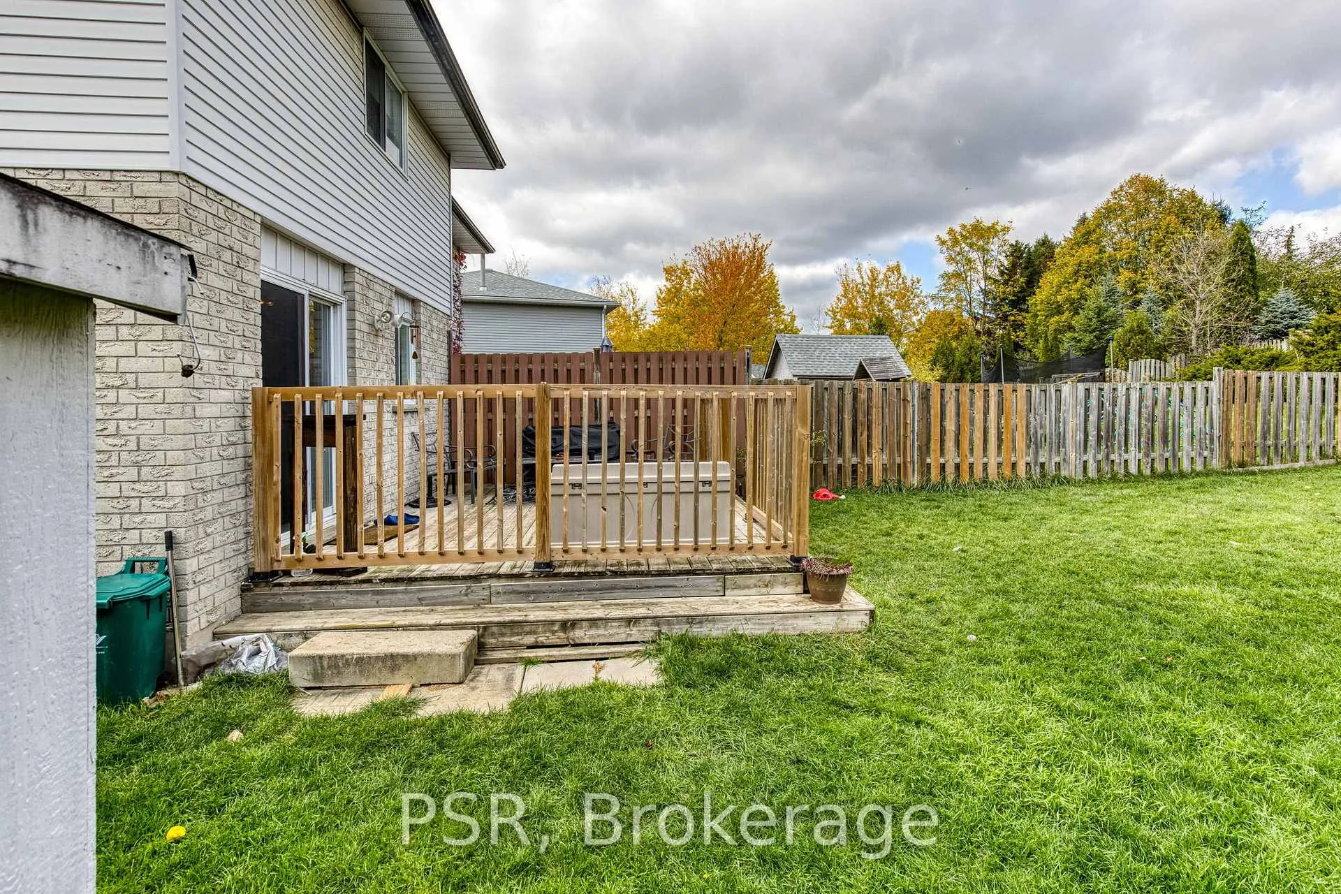 Photo 33 of 36 Benesfort Drive, Kitchener — HOMEH