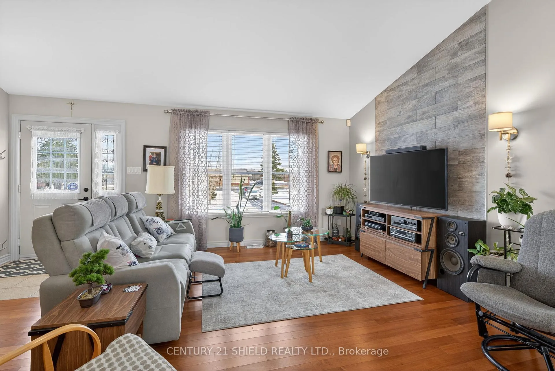 Photo 4 of 17410 McPhail Road, South Stormont, South Stormont (Cornwall) Twp — HOMEH