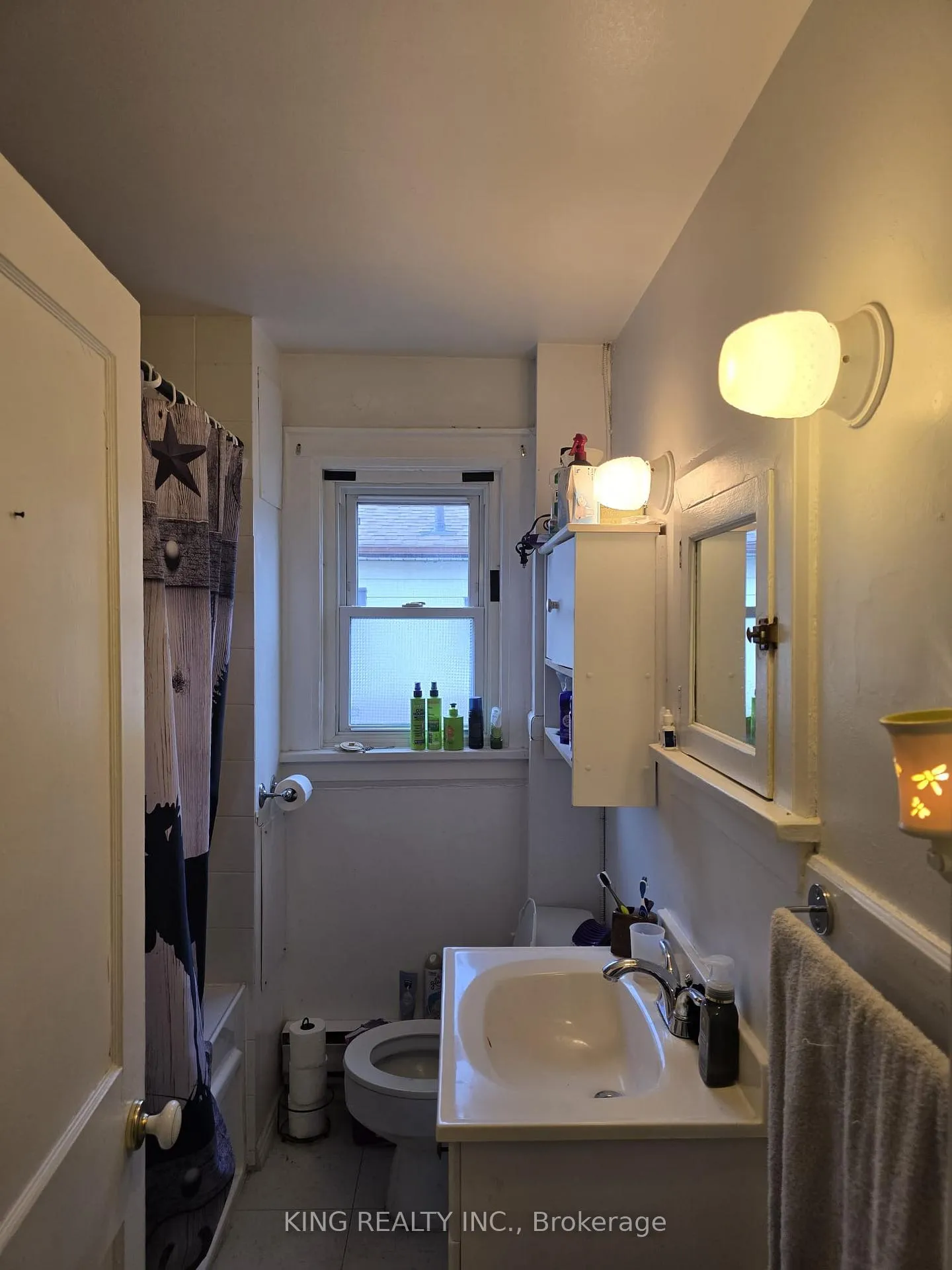 Photo 18 of Unit St, 348/350 Arthur Street, Oshawa, Central — HOMEH