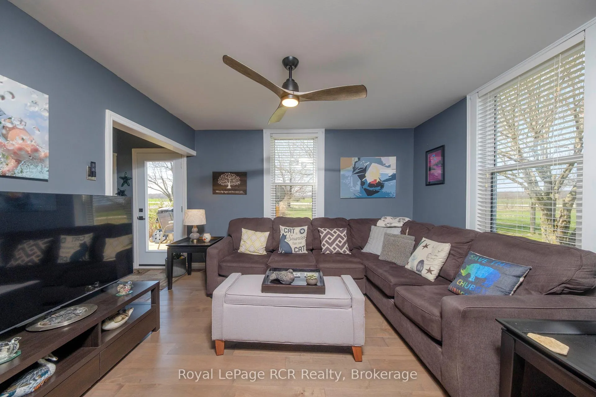 Photo 11 of 1072 Concession 10, Kincardine — HOMEH