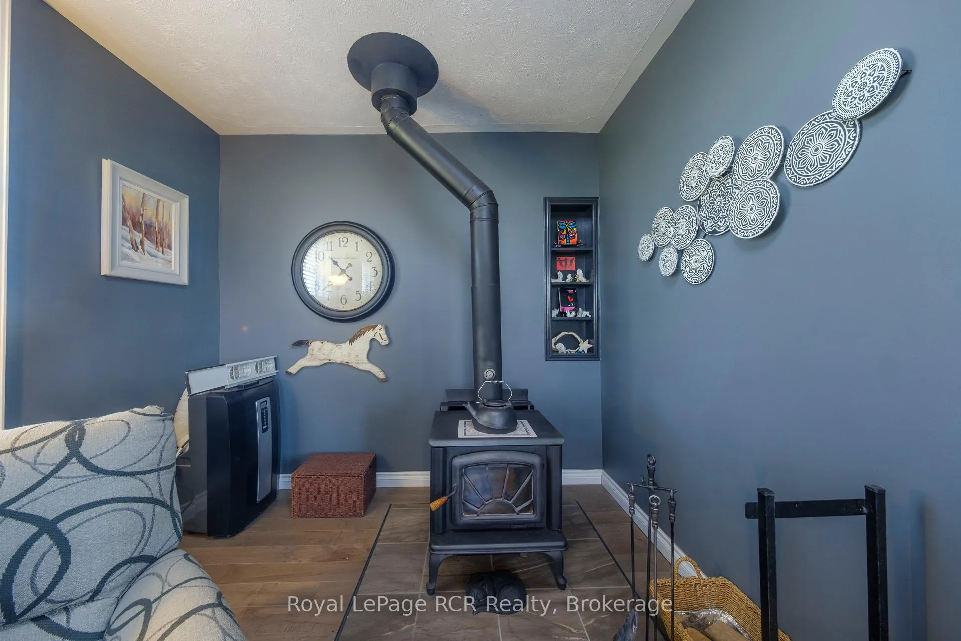 Photo 12 of 1072 Concession 10, Kincardine — HOMEH