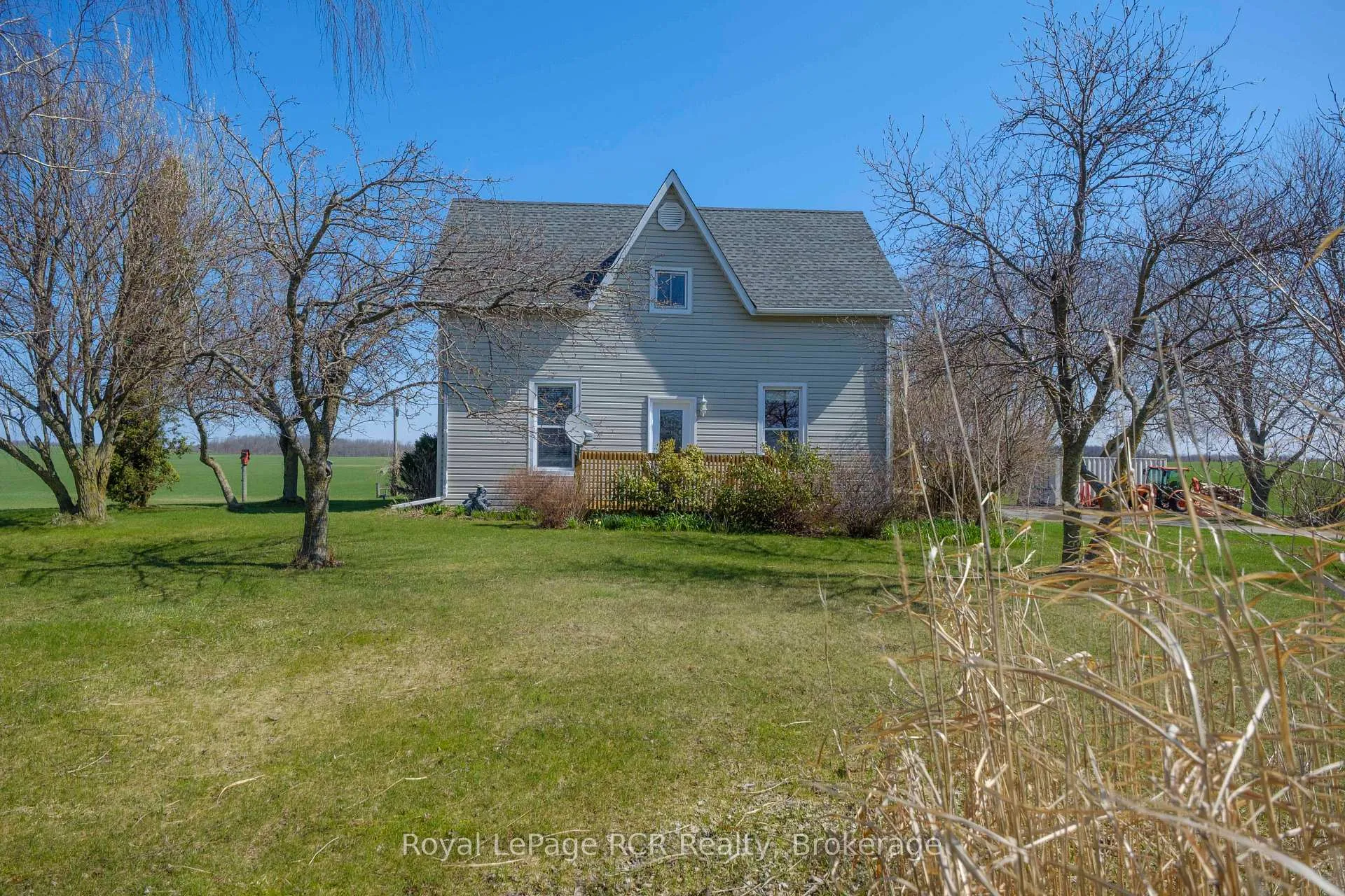 Photo 30 of 1072 Concession 10, Kincardine — HOMEH