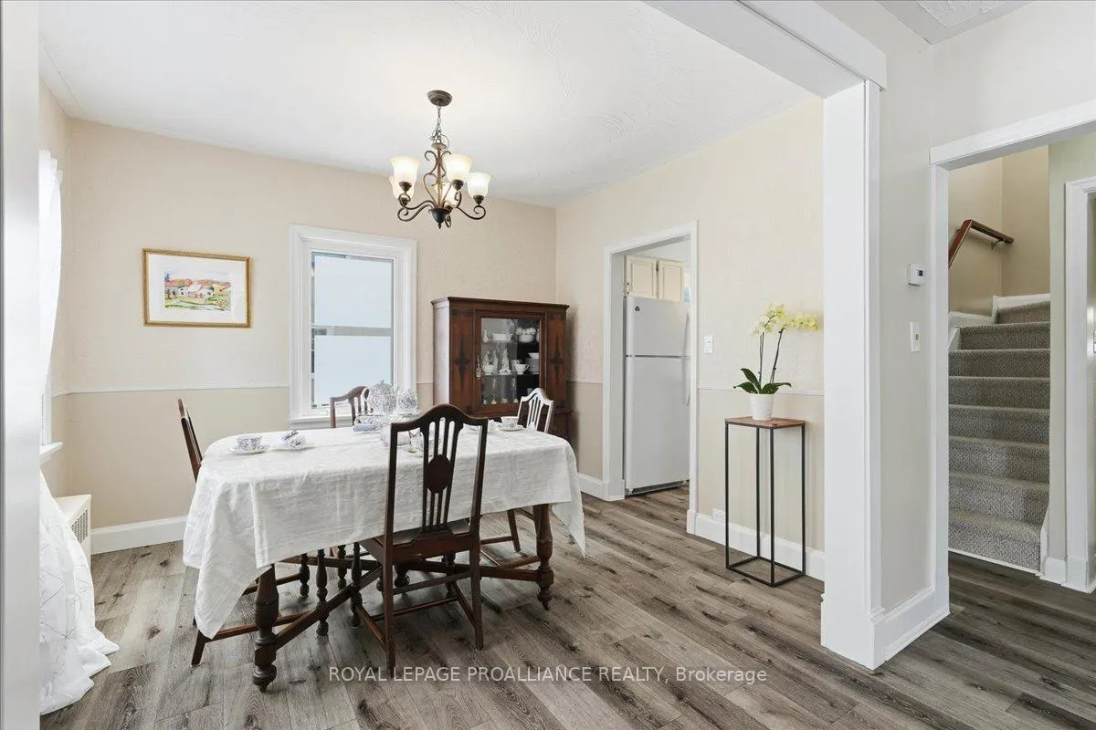 Photo 13 of 322 Dufferin Avenue, Belleville, Belleville Ward — HOMEH