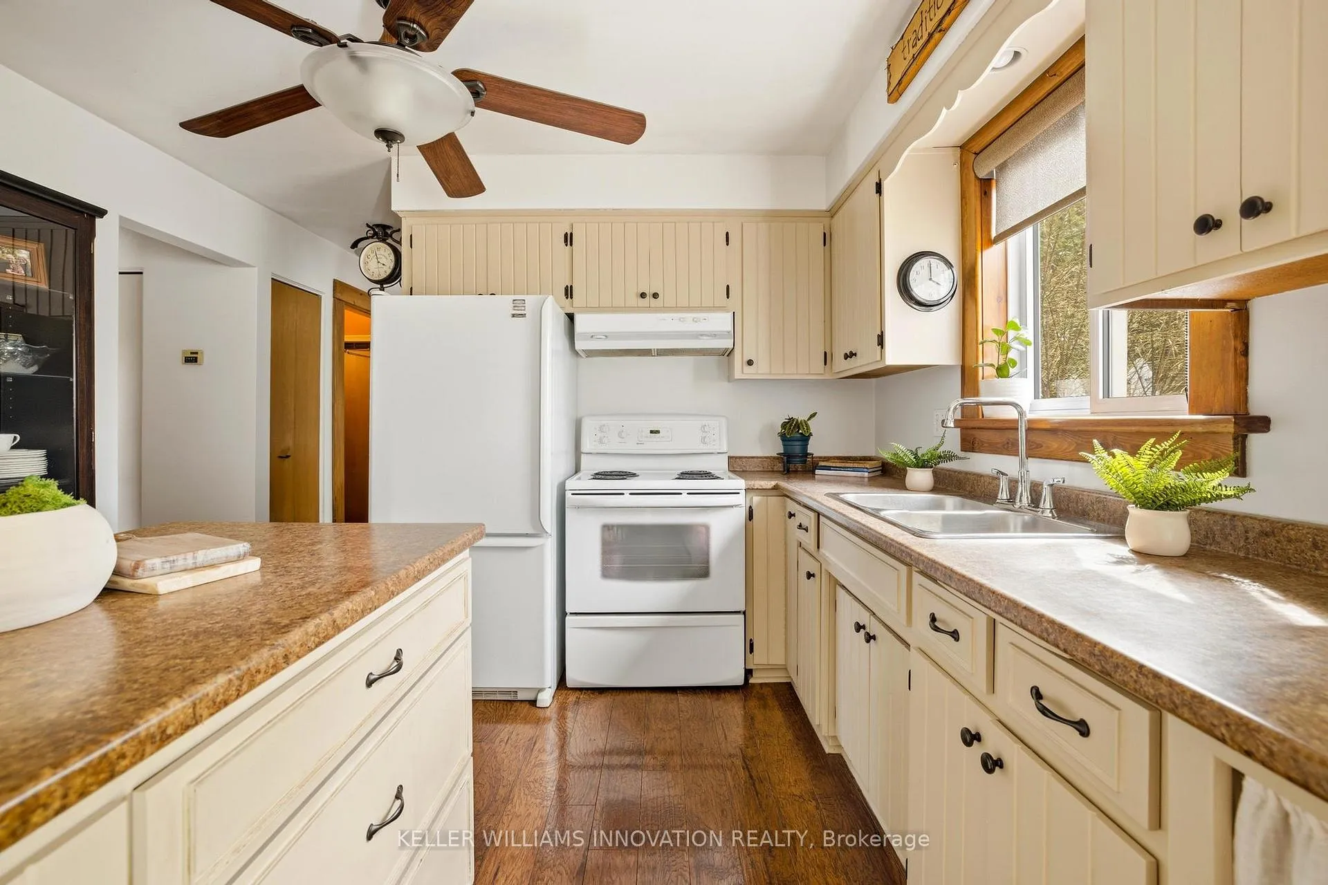 Photo 23 of 465 Boyne Avenue, North Perth, Listowel — HOMEH