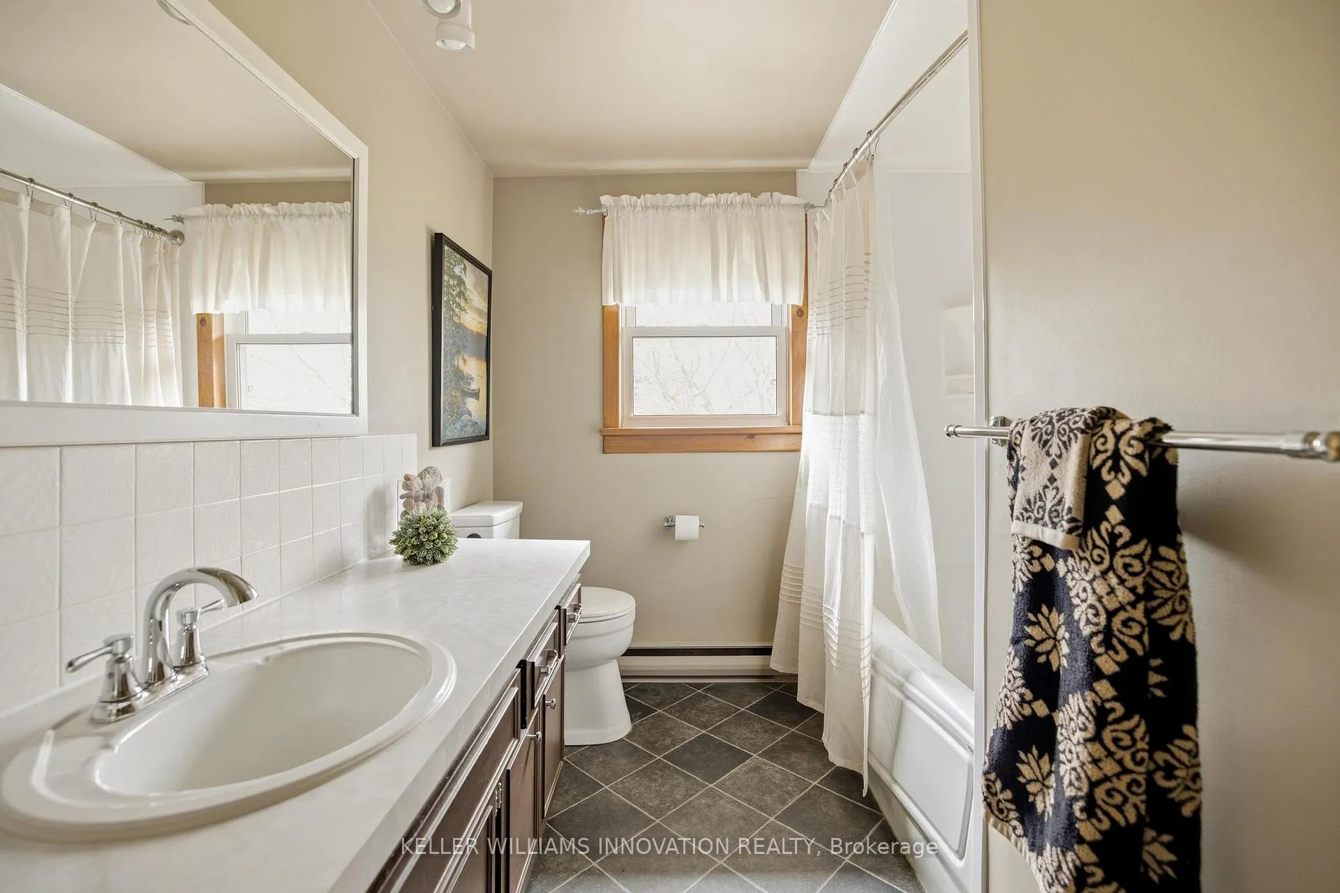 Photo 36 of 465 Boyne Avenue, North Perth, Listowel — HOMEH