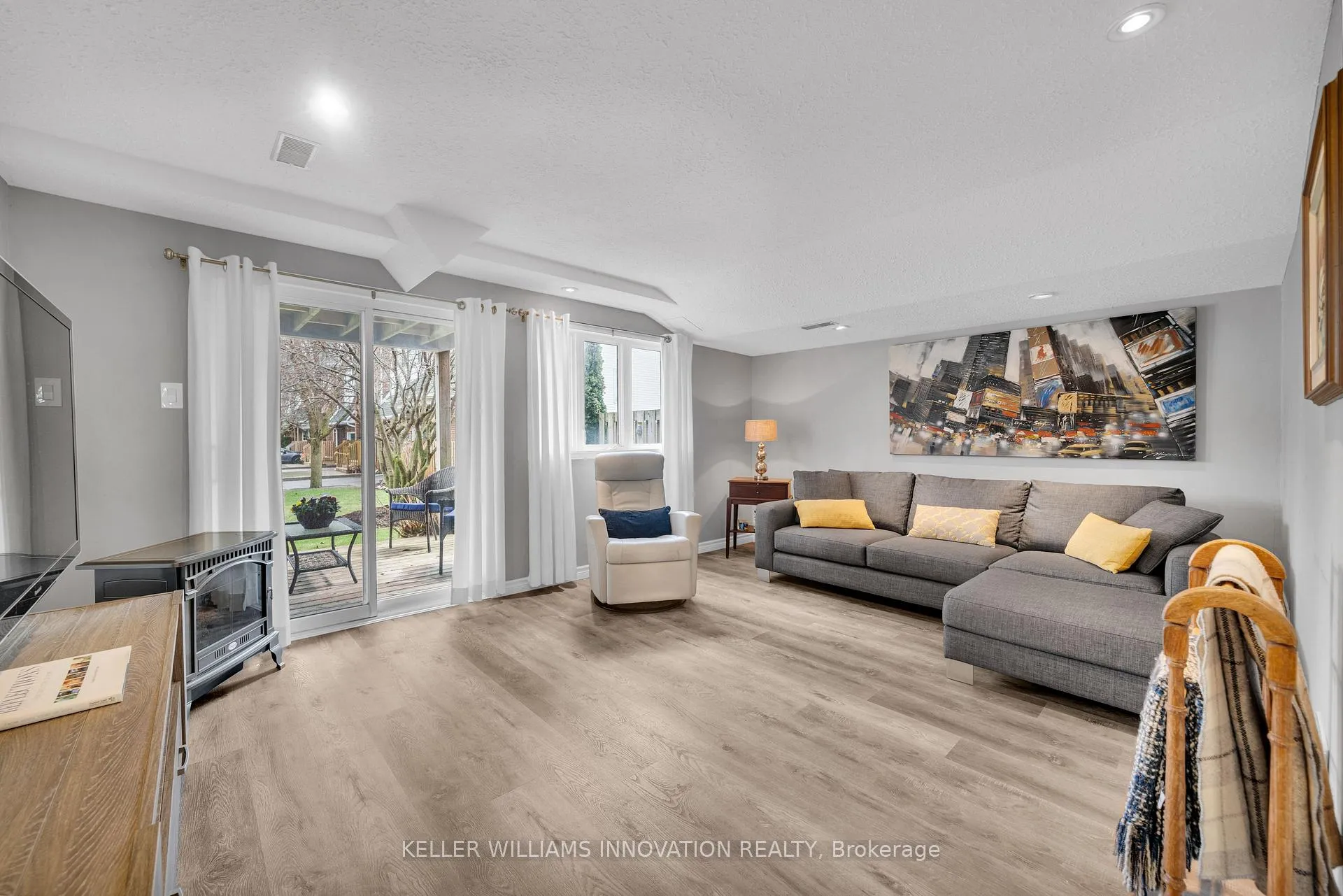 Photo 10 of Unit 55, 42 Green Valley Drive, Kitchener, Pioneer Park — HOMEH