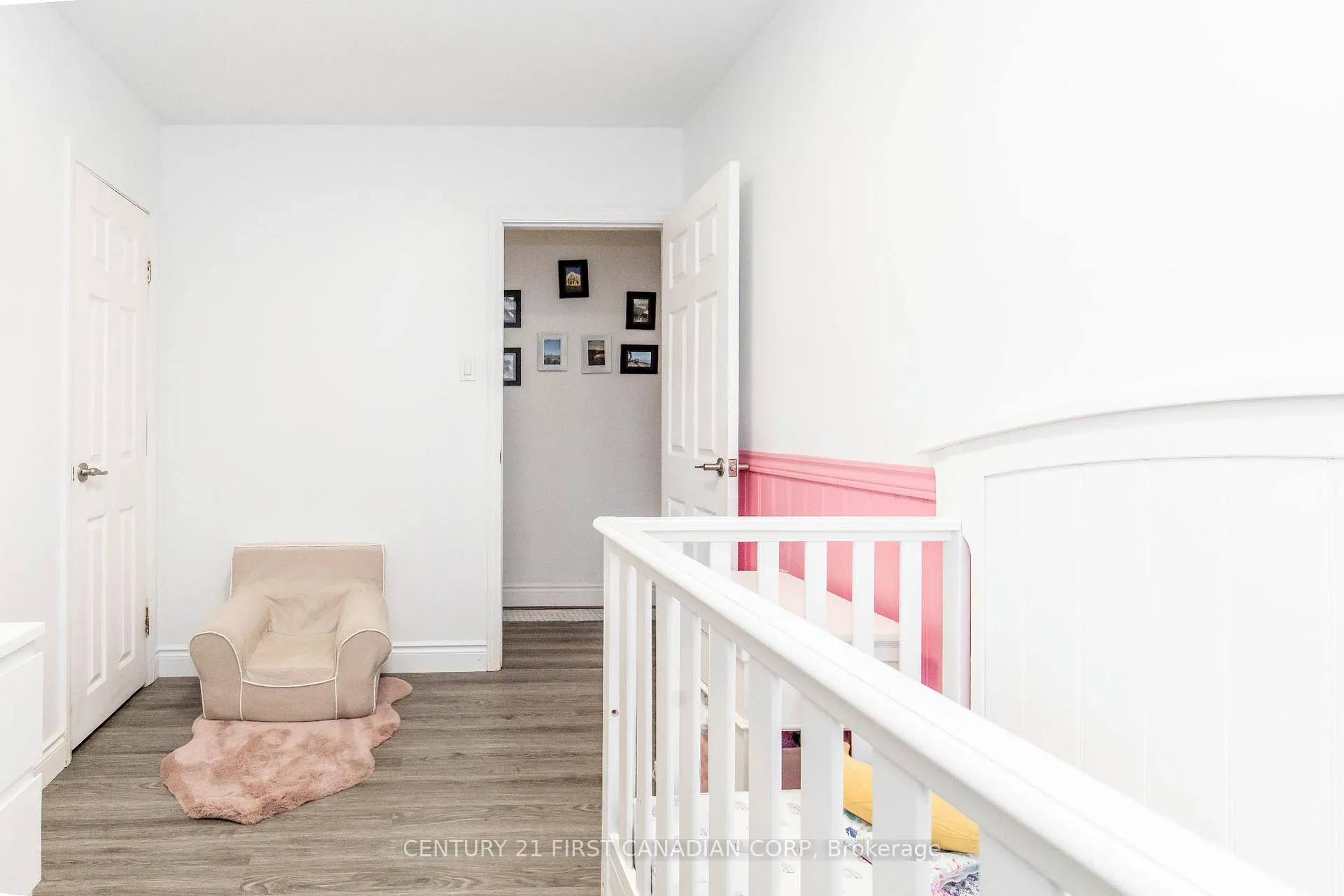 Photo 11 of 232 Queen Street, Strathroy-Caradoc, SE — HOMEH