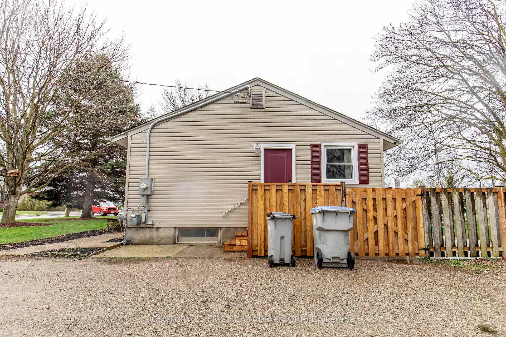 Photo 26 of 232 Queen Street, Strathroy-Caradoc, SE — HOMEH