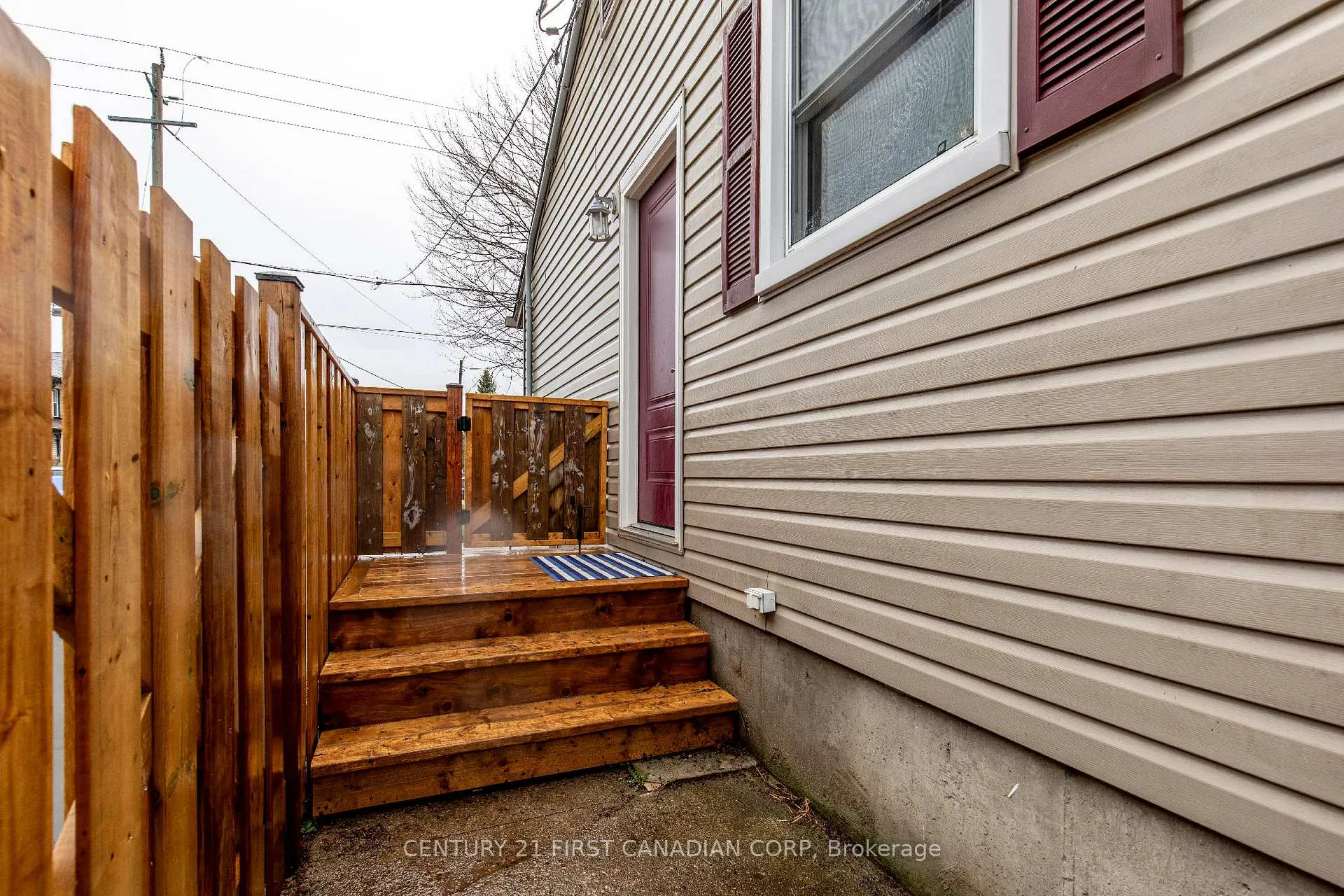 Photo 27 of 232 Queen Street, Strathroy-Caradoc, SE — HOMEH