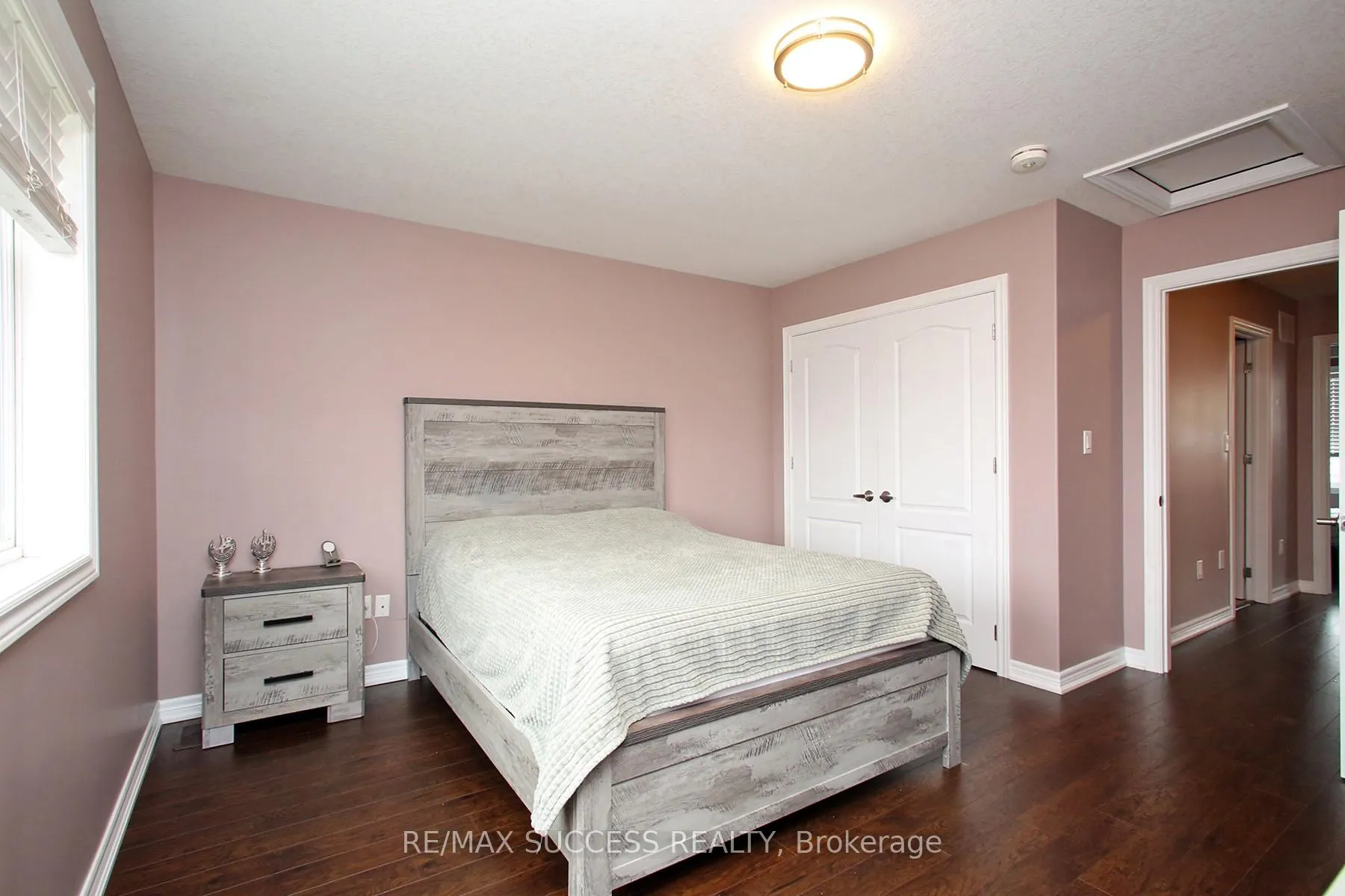 Photo 15 of 47 Edenrock Drive, Hamilton, Stoney Creek Industrial — HOMEH
