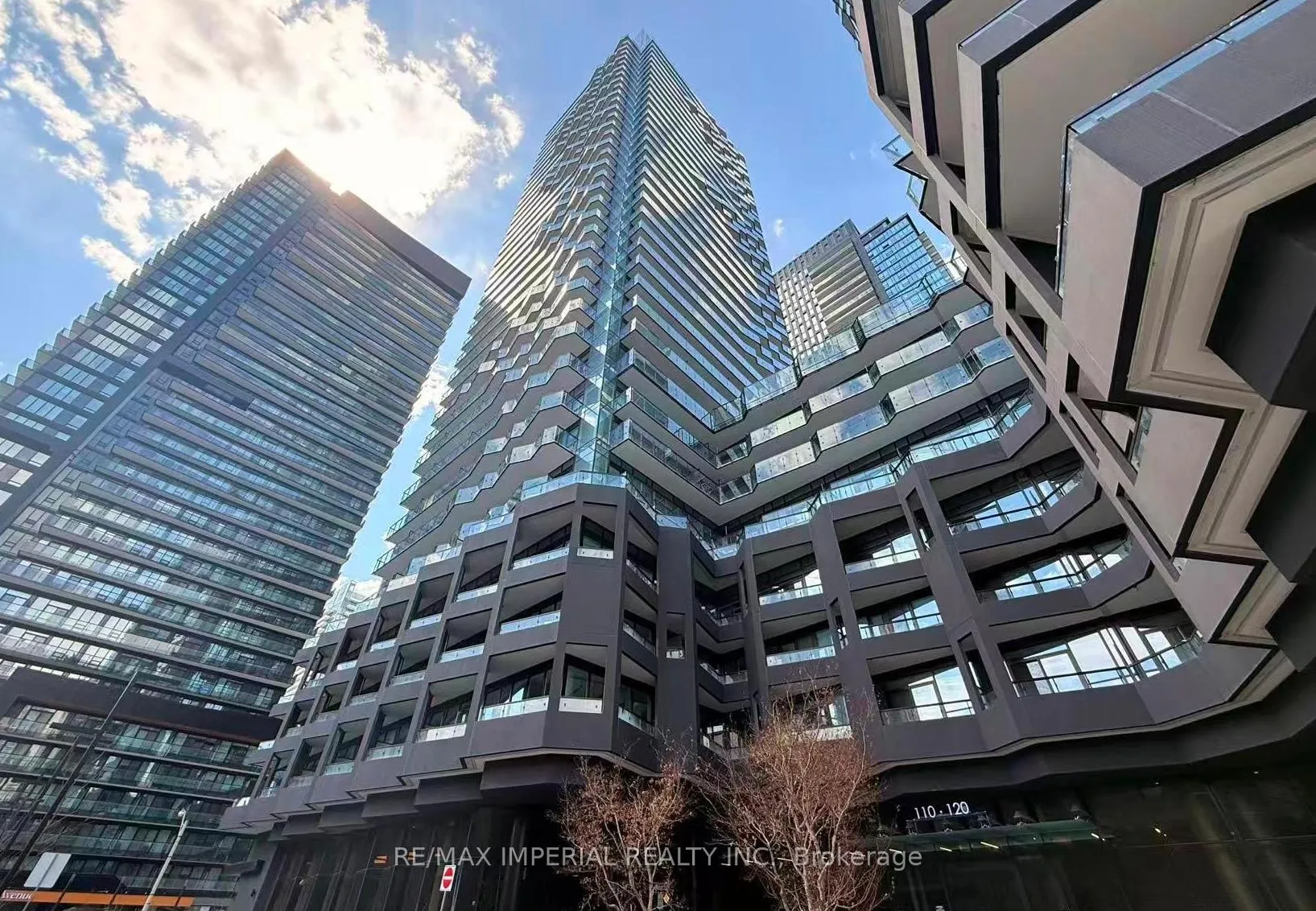 Front of Unit 2311, 110 Broadway Avenue