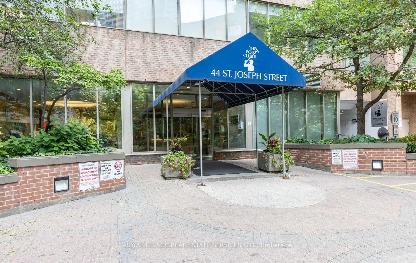 Front of Unit 1907, 44 St Joseph Street