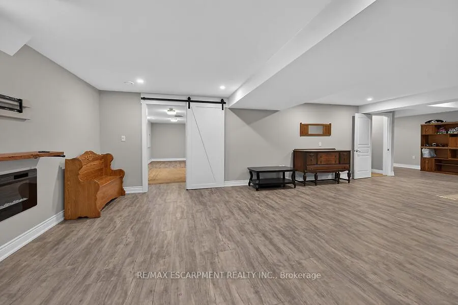 Photo 25 of 19 Lampman Drive, Pelham, Fenwick — HOMEH